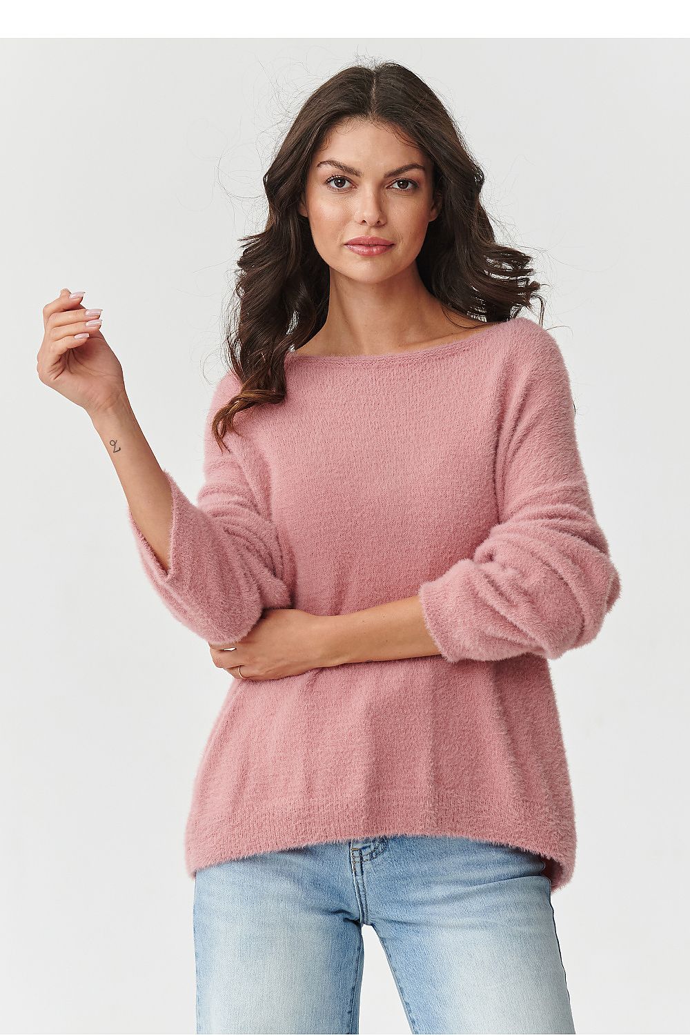  Pulover model 218808 Makadamia 