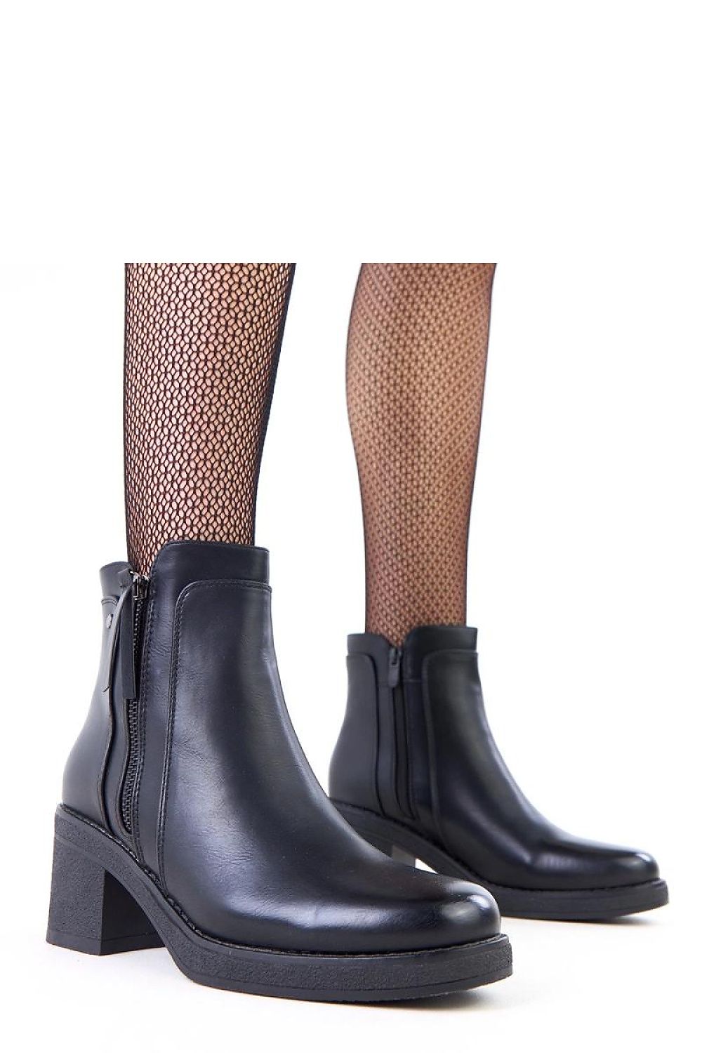  Botine cu toc model 218812 Solea 