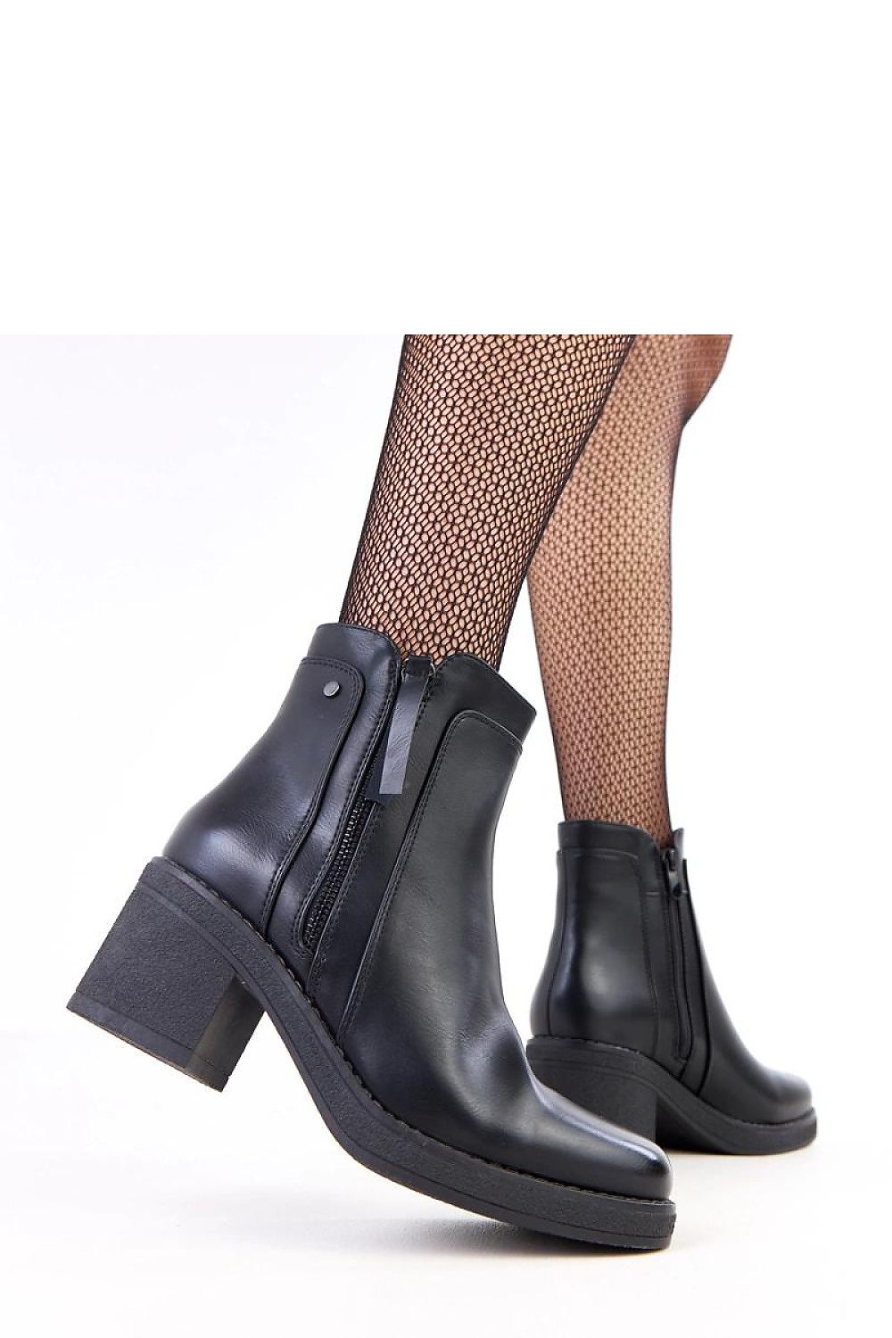  Botine cu toc model 218812 Solea 