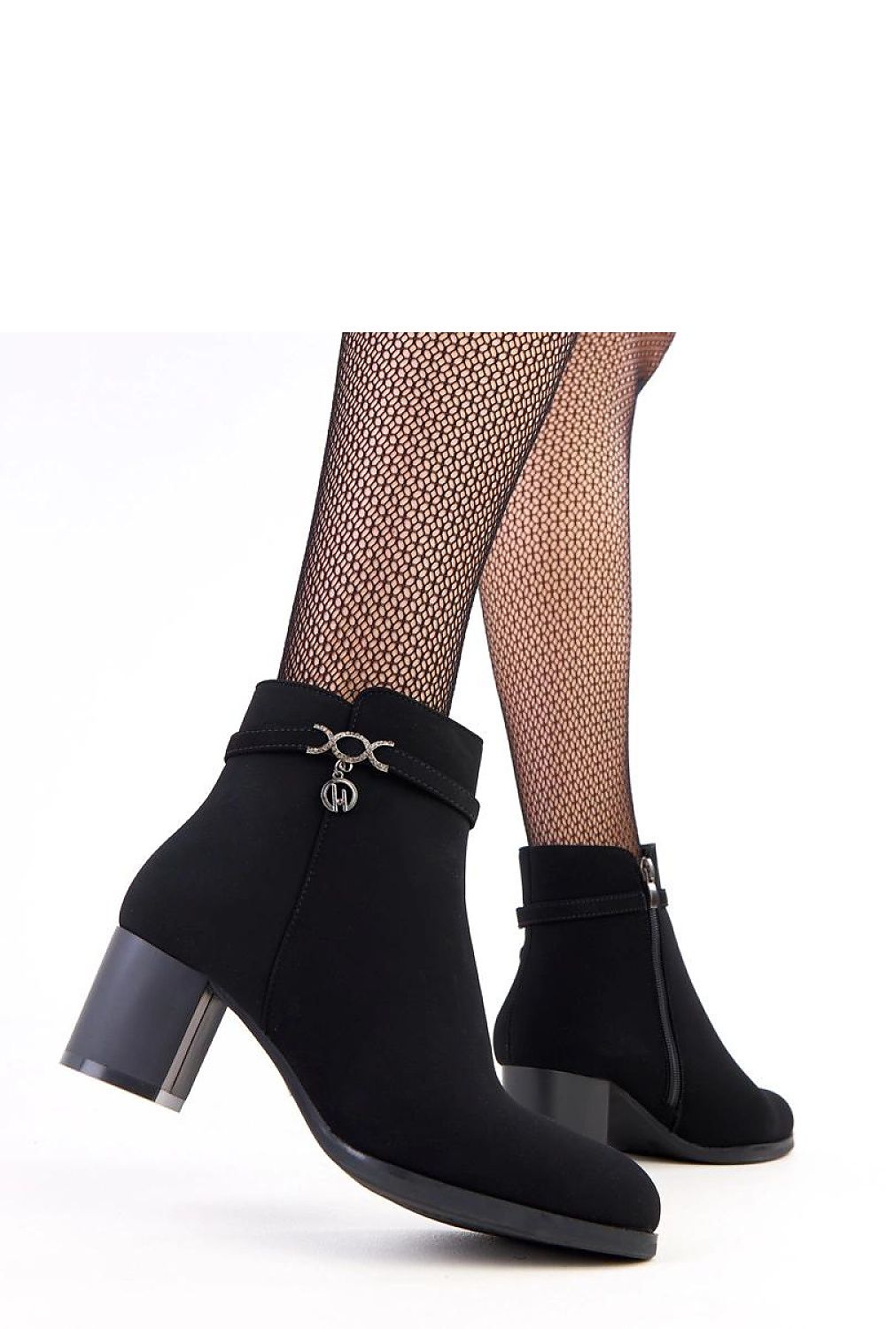  Botine cu toc model 218815 Solea 