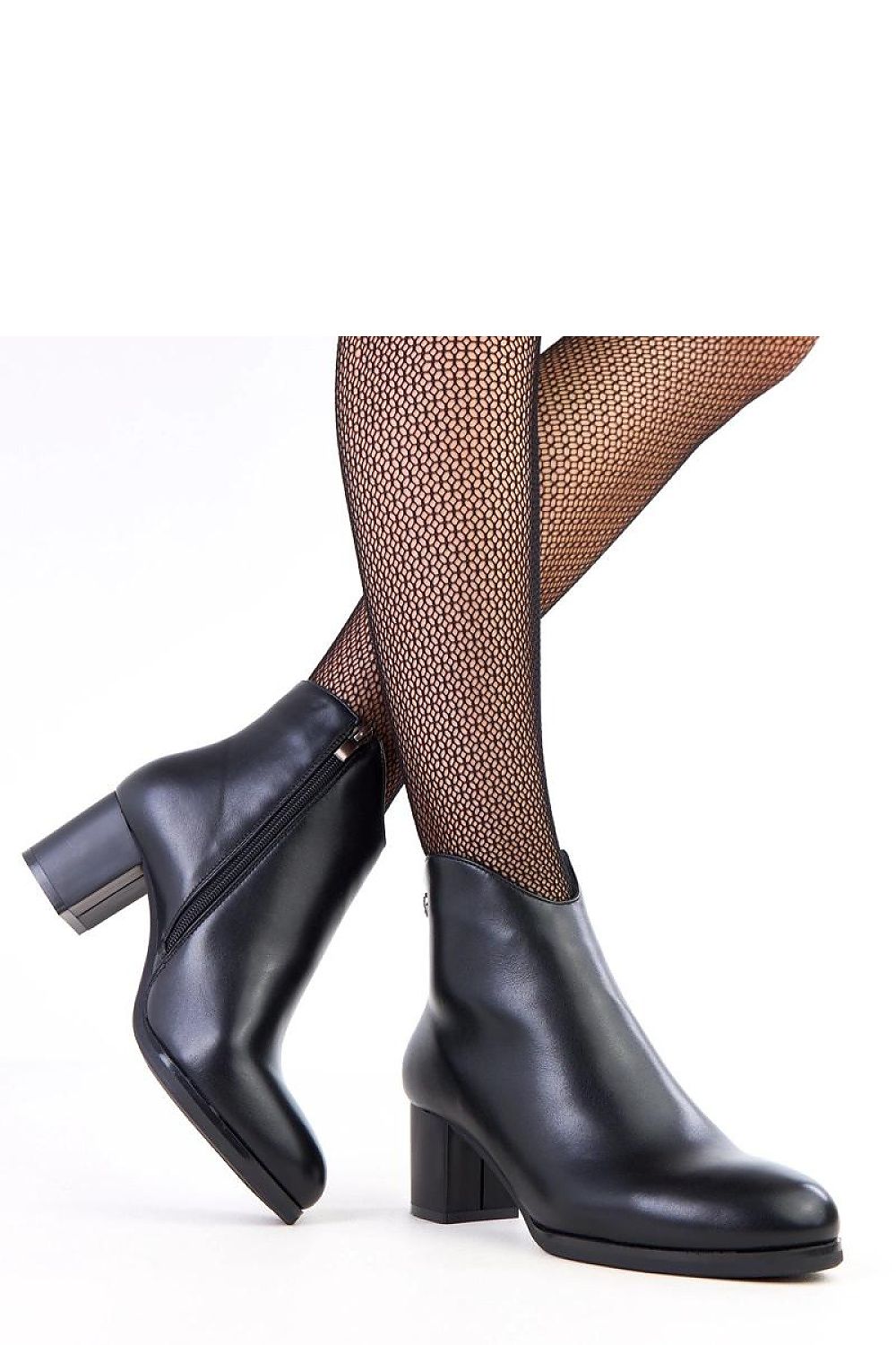  Botine cu toc model 218817 Solea 
