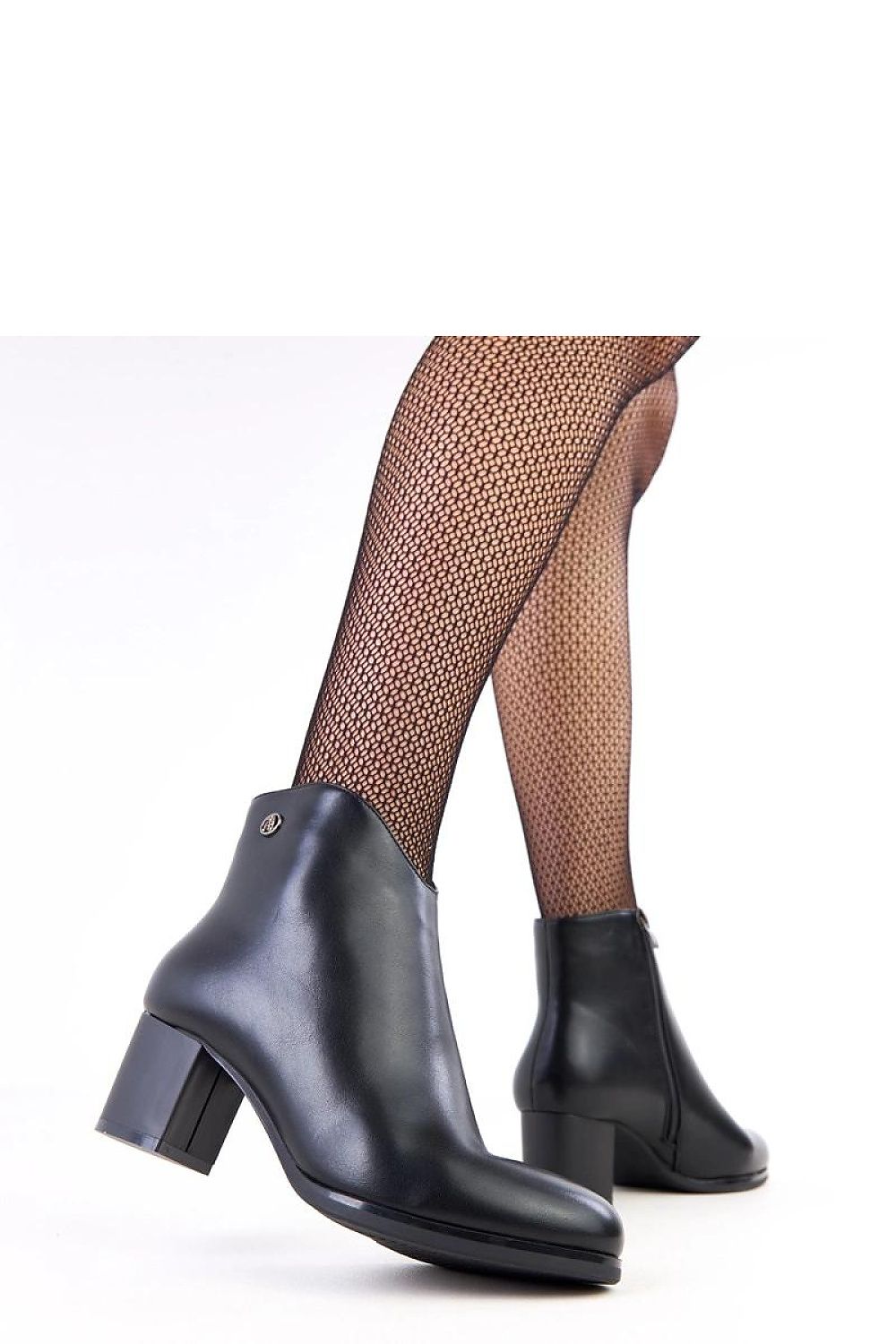  Botine cu toc model 218817 Solea 