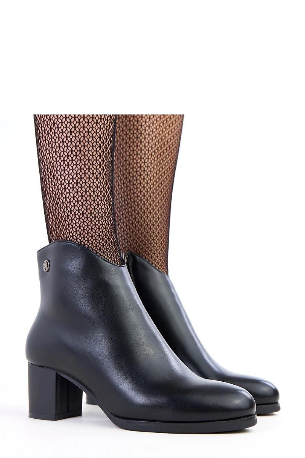  Botine cu toc model 218817 Solea 
