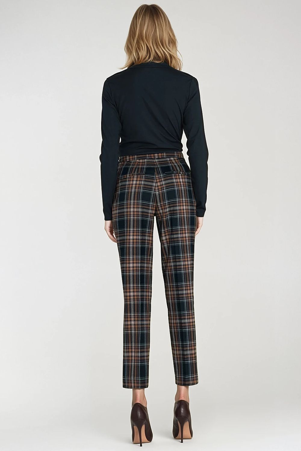  Pantaloni de damă model 218895 Nife 
