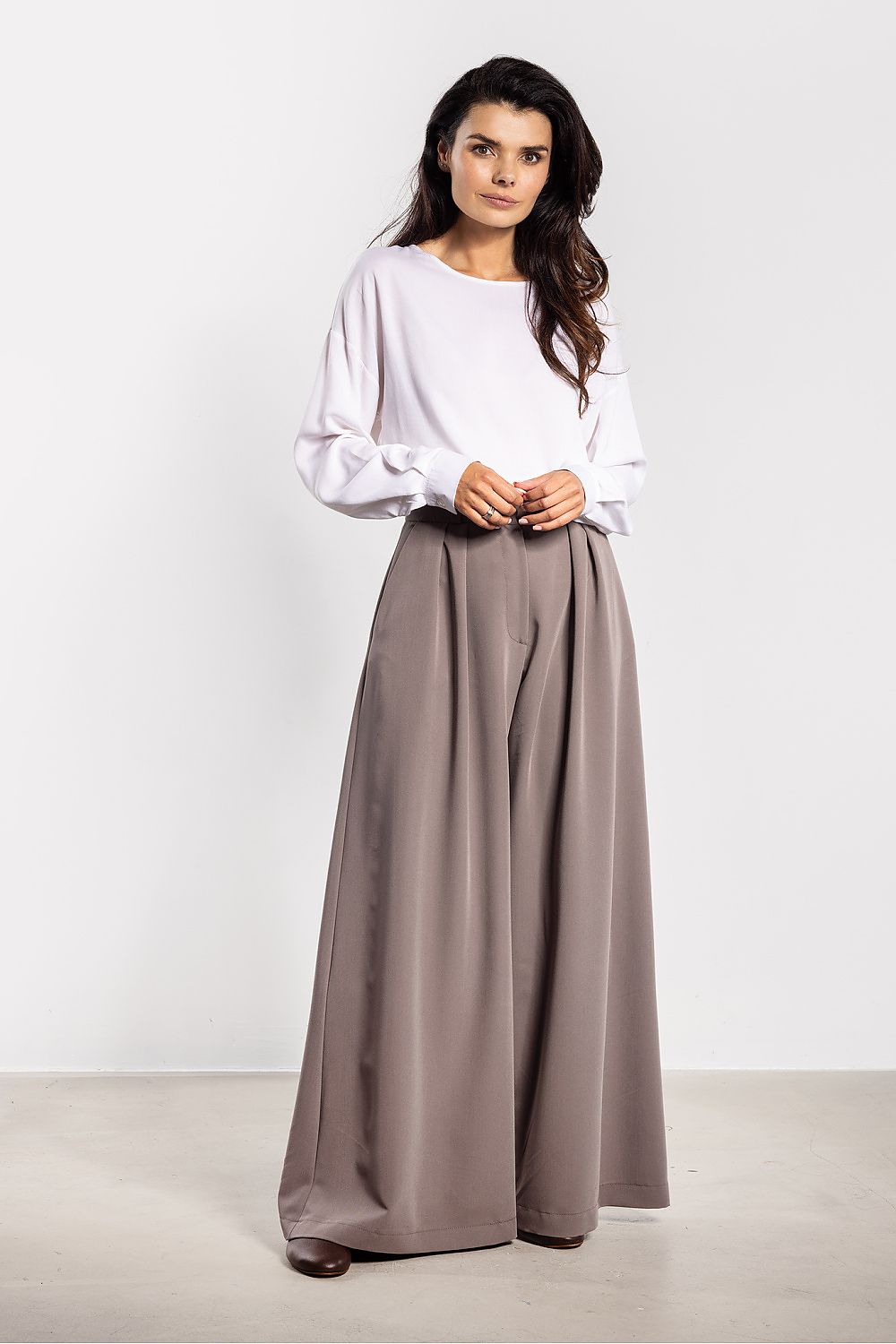  Pantaloni de damă model 218986 awama 