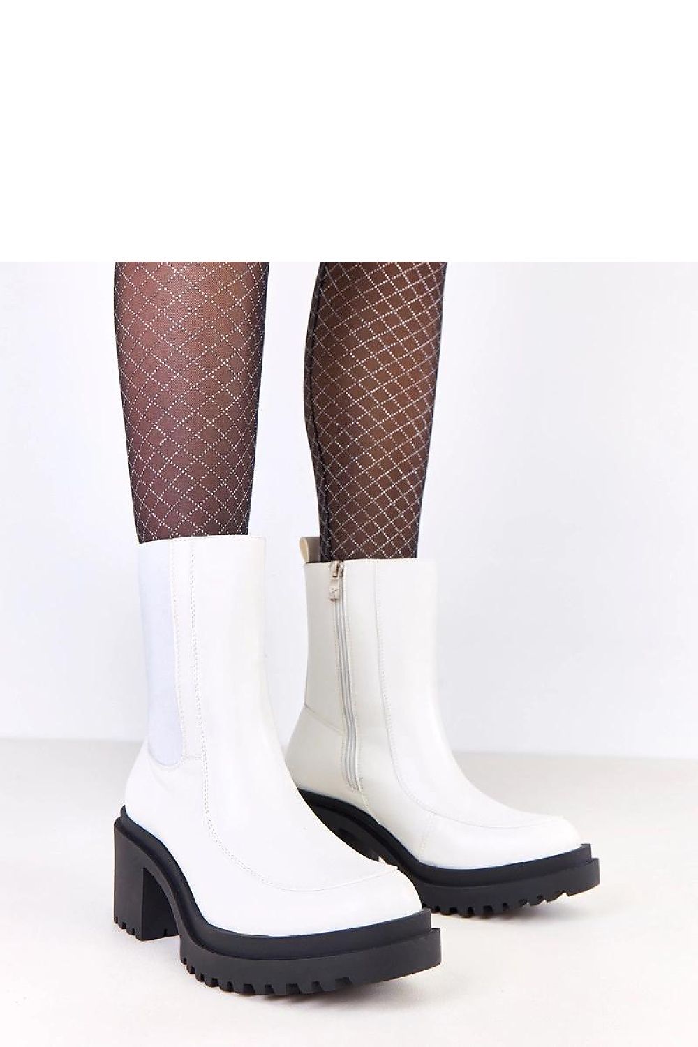  Botine cu toc model 219415 Solea 