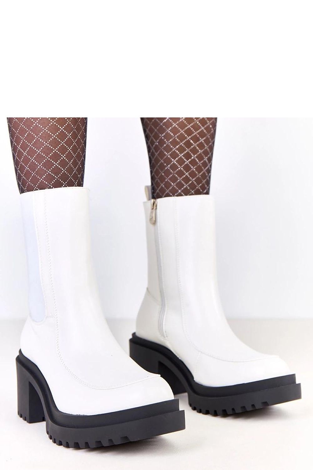  Botine cu toc model 219415 Solea 
