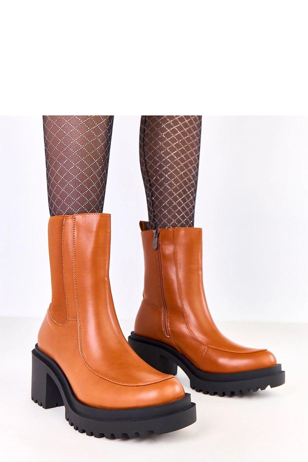  Botine cu toc model 219416 Solea 