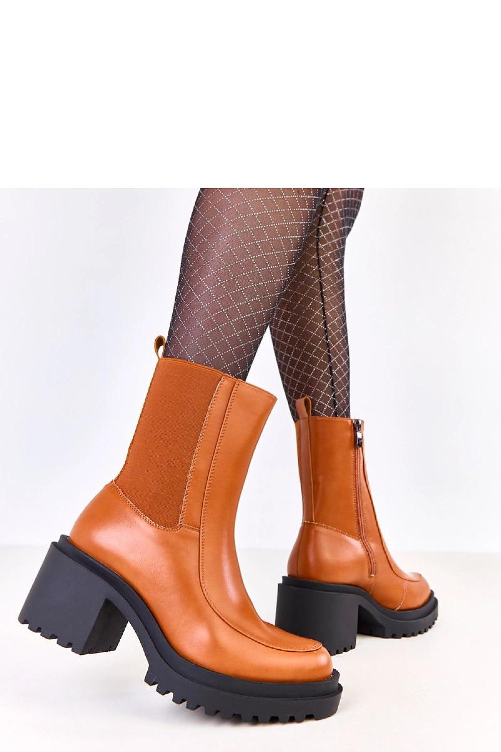  Botine cu toc model 219416 Solea 