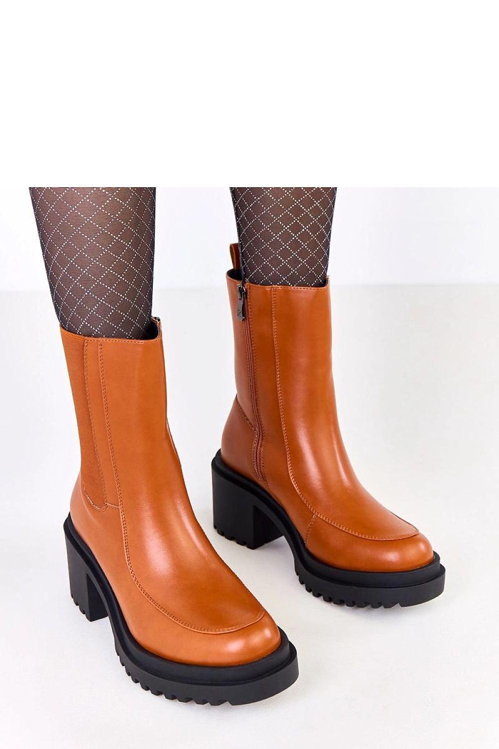  Botine cu toc model 219416 Solea 