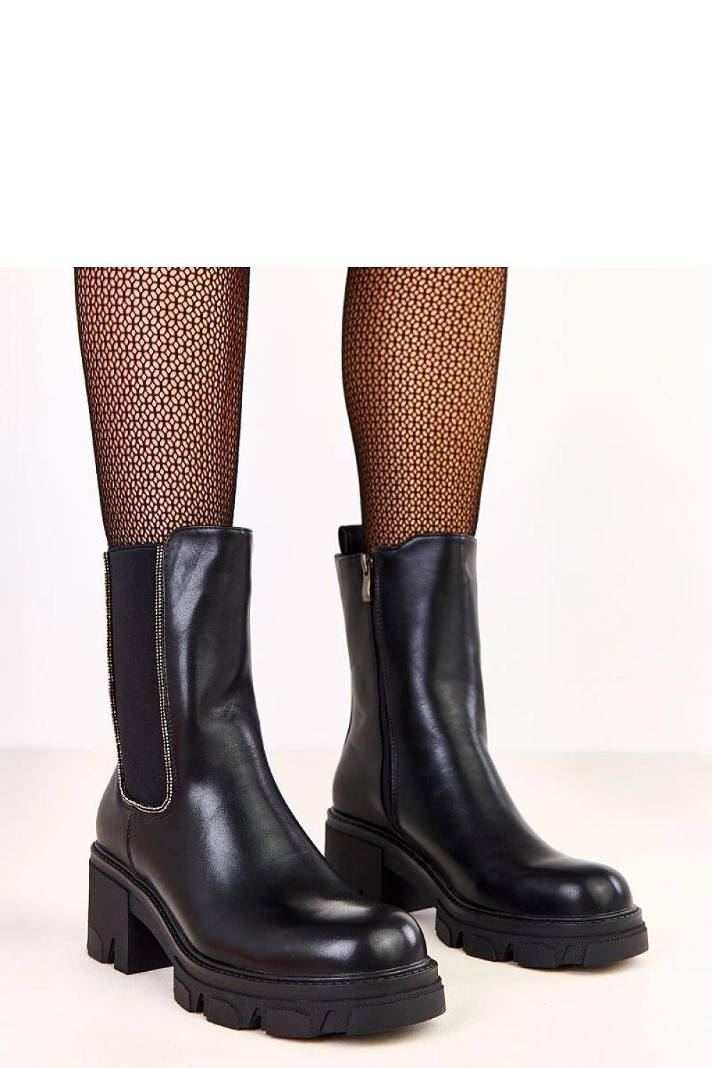  Botine cu toc model 219633 Solea 