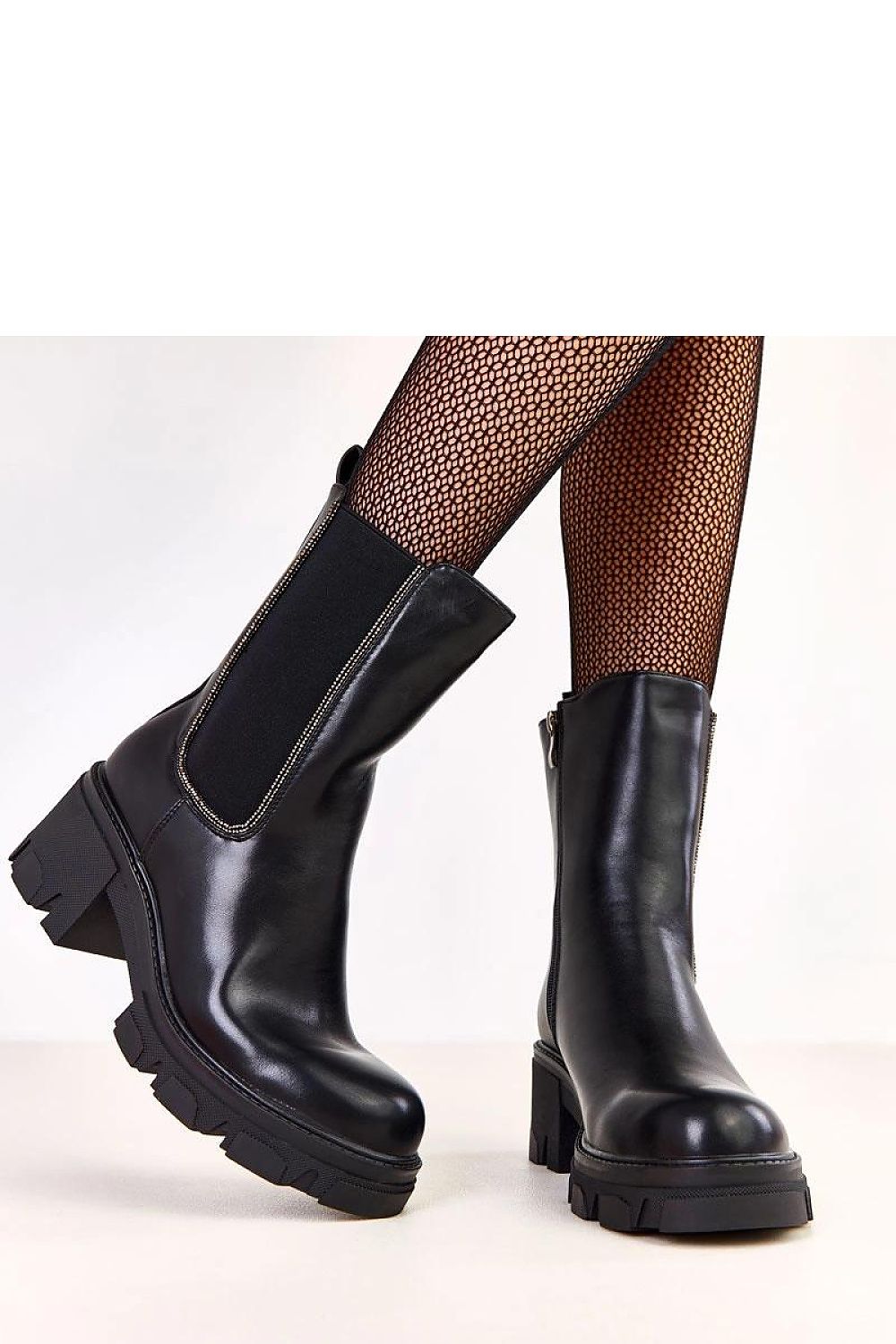  Botine cu toc model 219633 Solea 