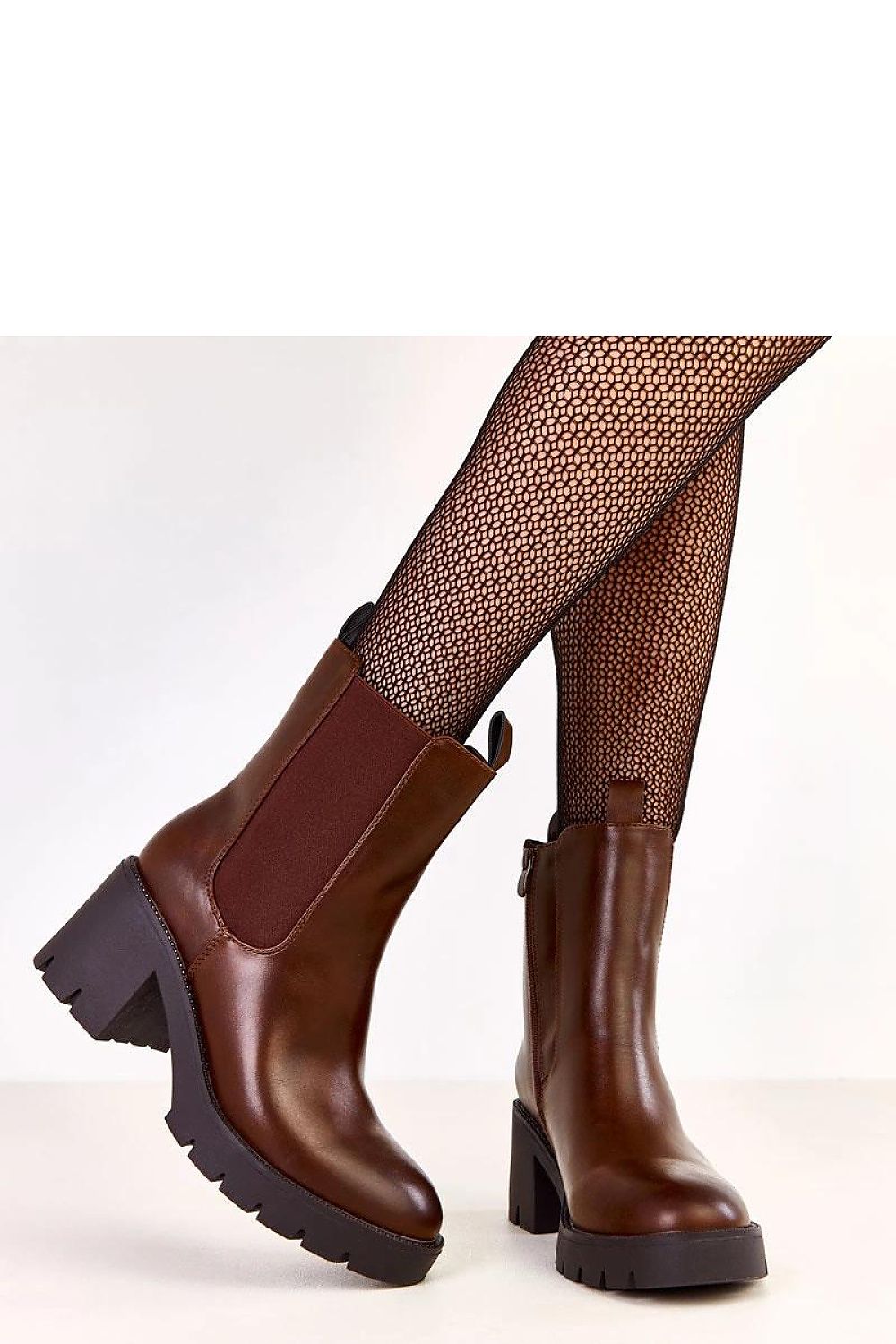  Botine cu toc model 219640 Solea 