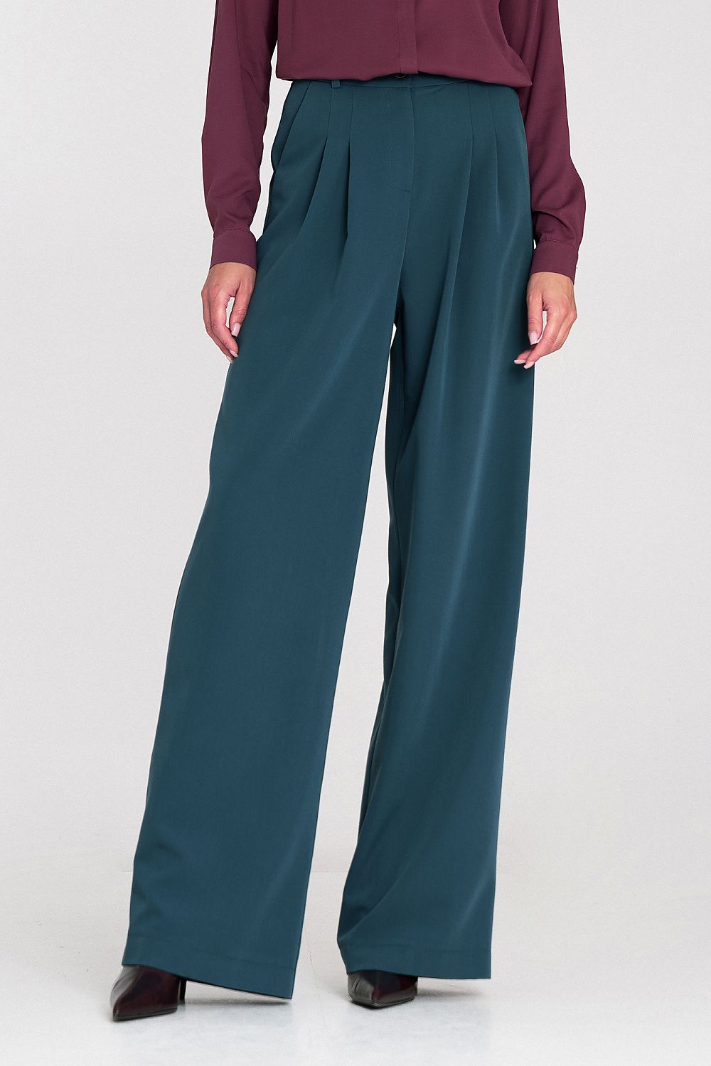  Pantaloni de damă model 219764 Nife 
