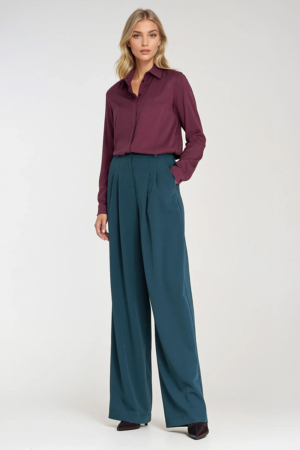  Pantaloni de damă model 219764 Nife 