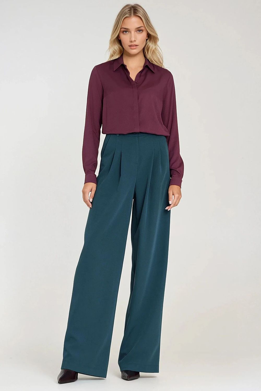  Pantaloni de damă model 219764 Nife 