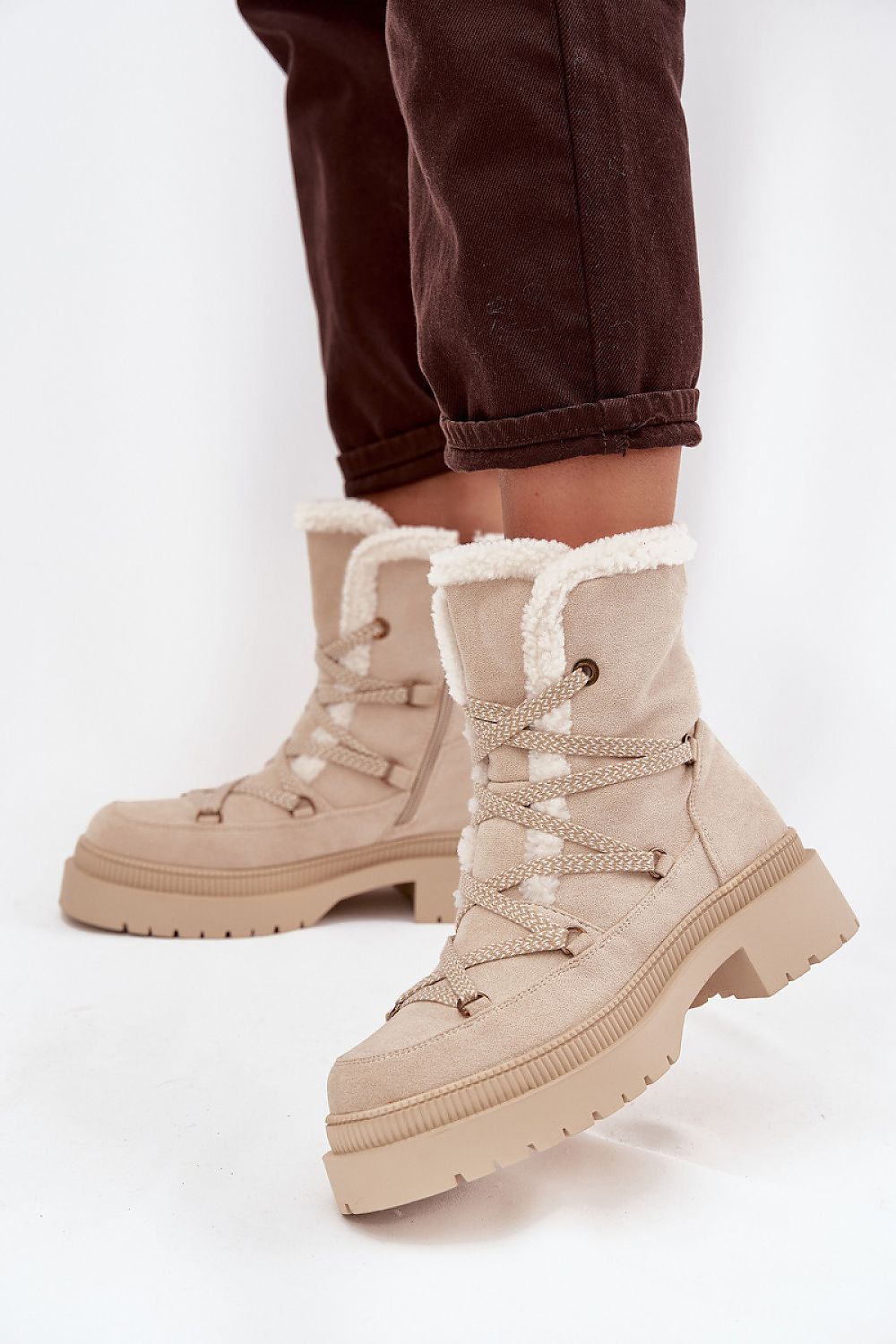  Moon boots model 220071 Step in style 
