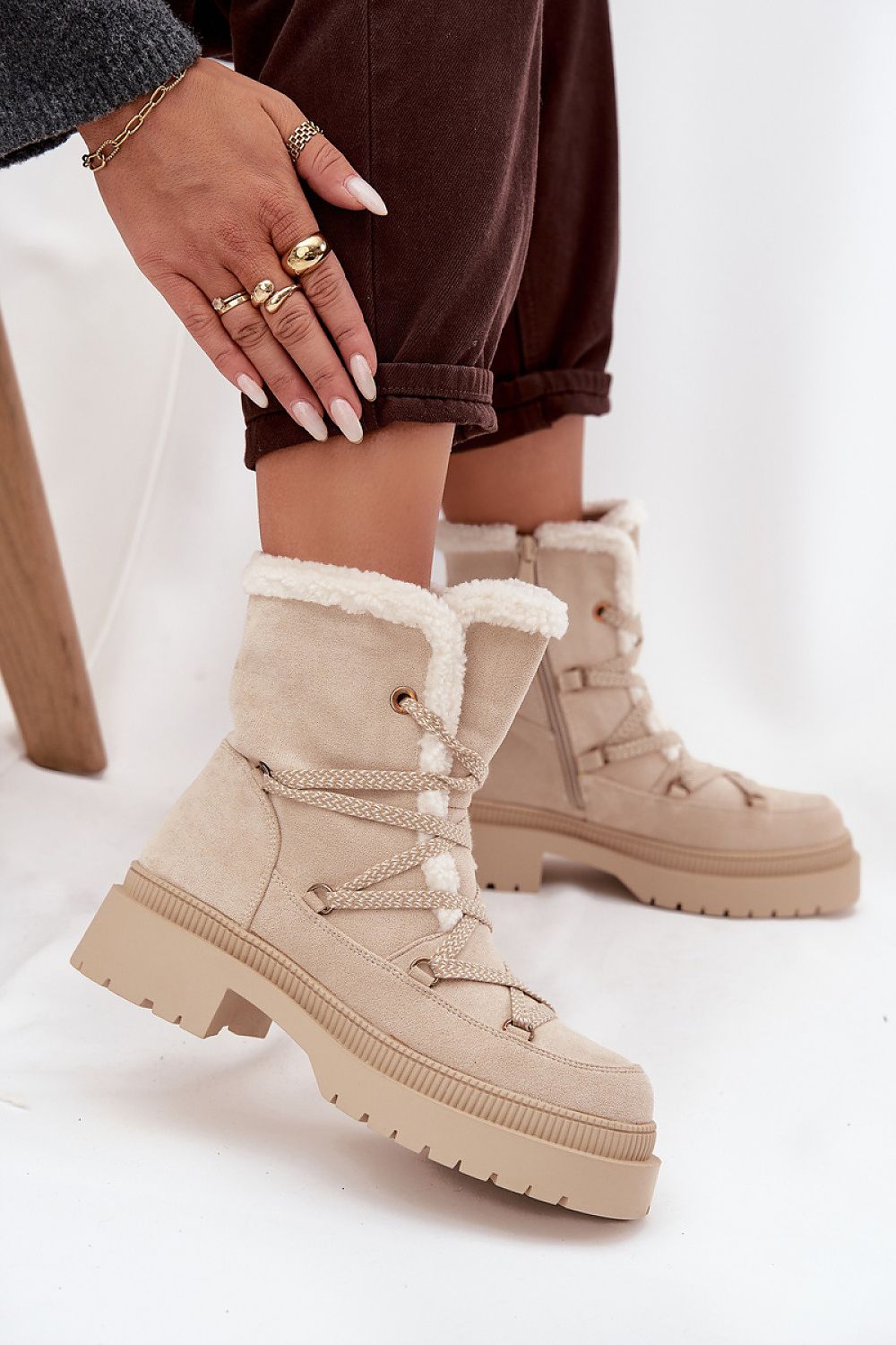  Moon boots model 220071 Step in style 