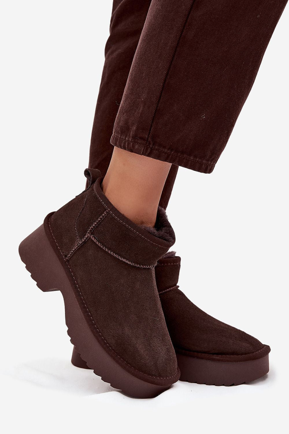  Moon boots model 220073 Step in style 