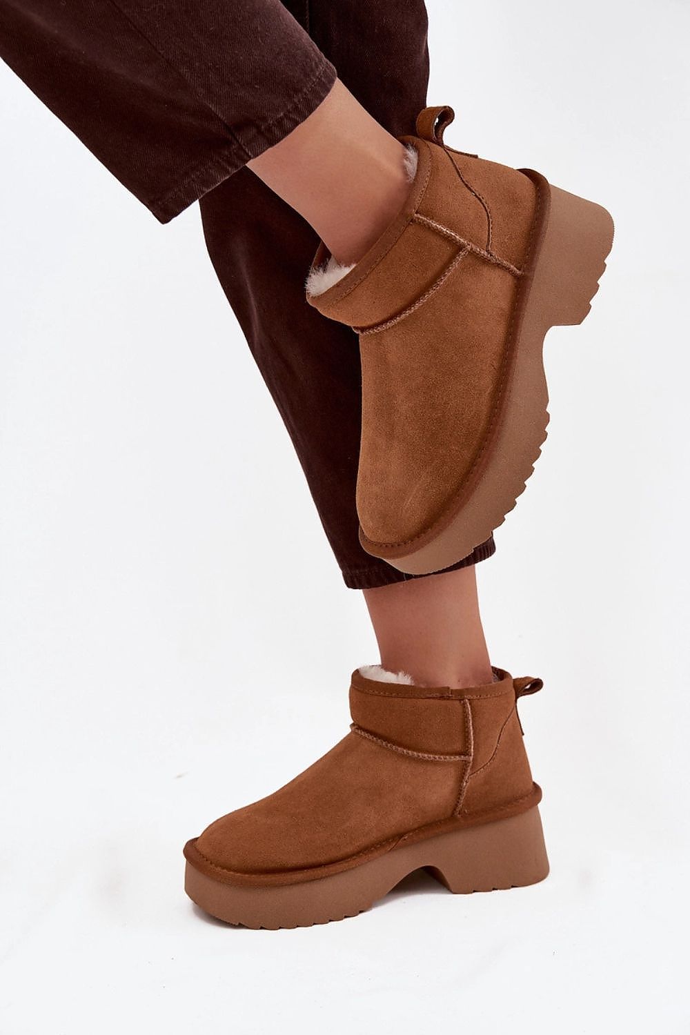 Moon boots model 220075 Step in style 
