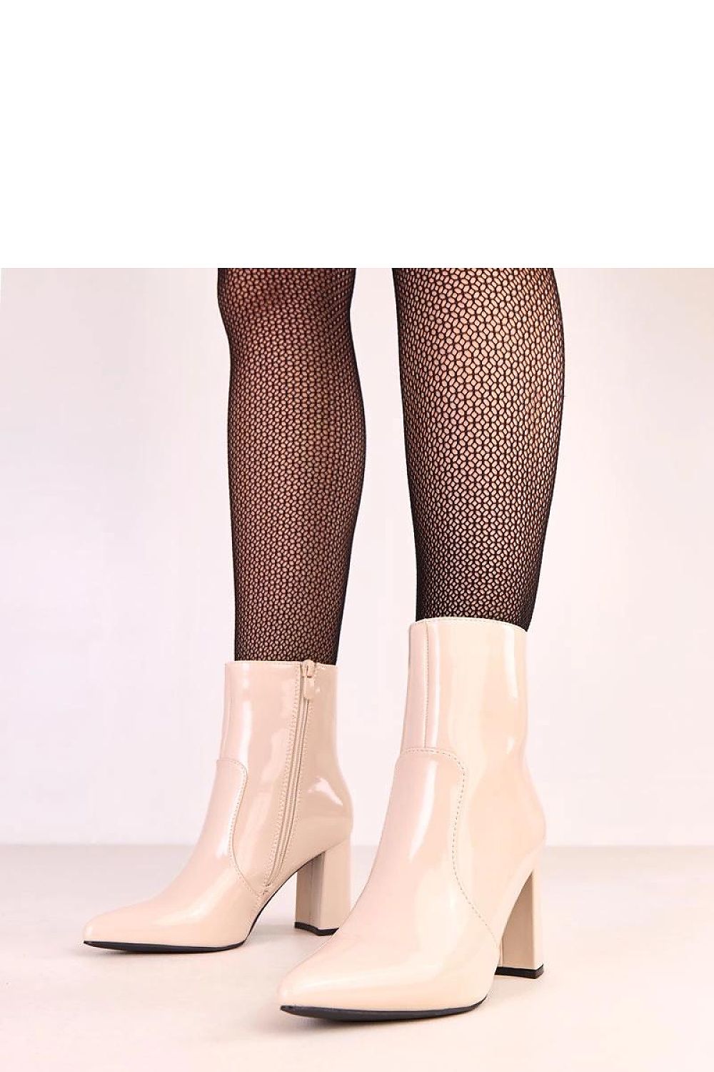  Botine cu toc model 220250 Solea 
