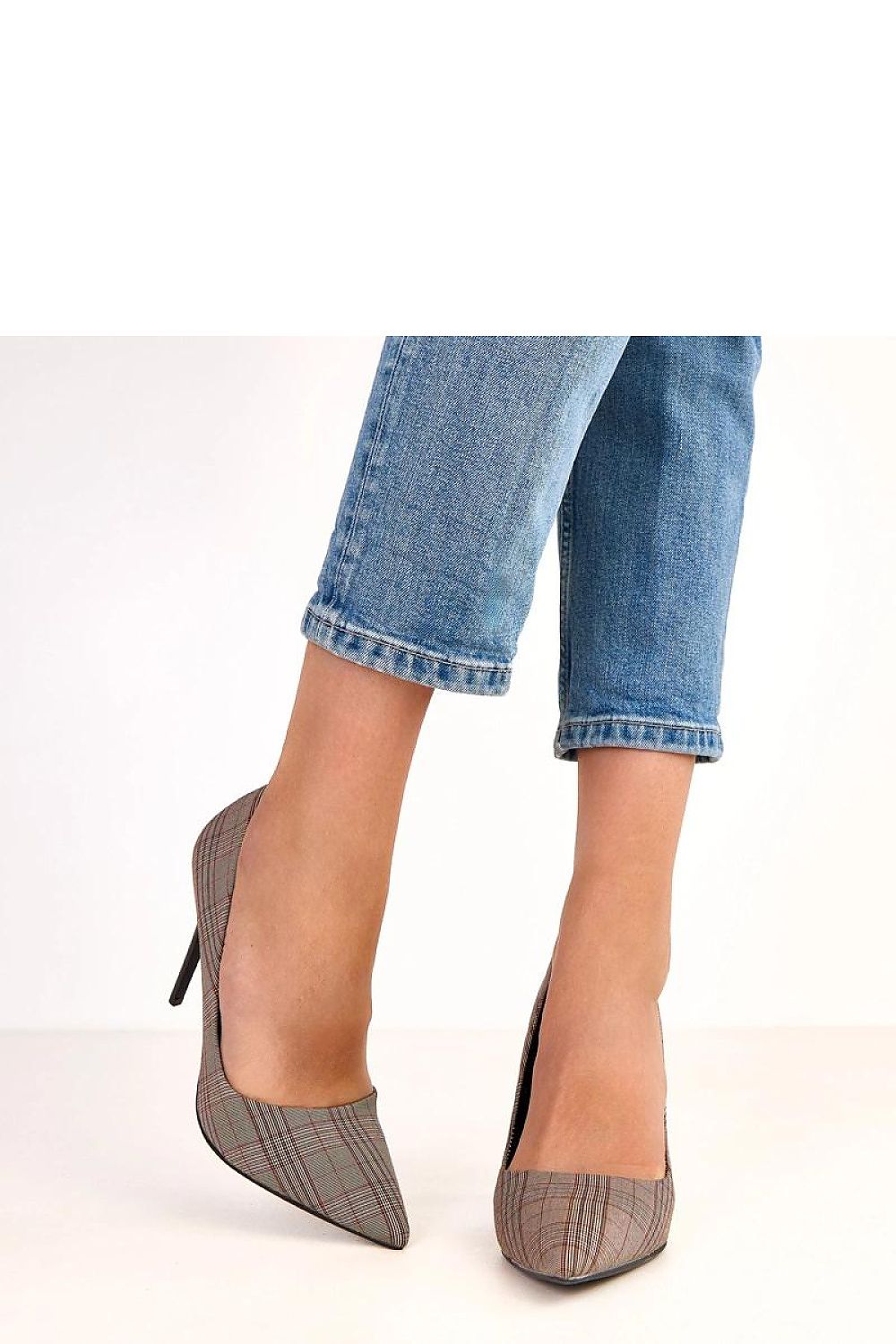  Pantofi cu toc subţire (stiletto) model 220264 Solea 