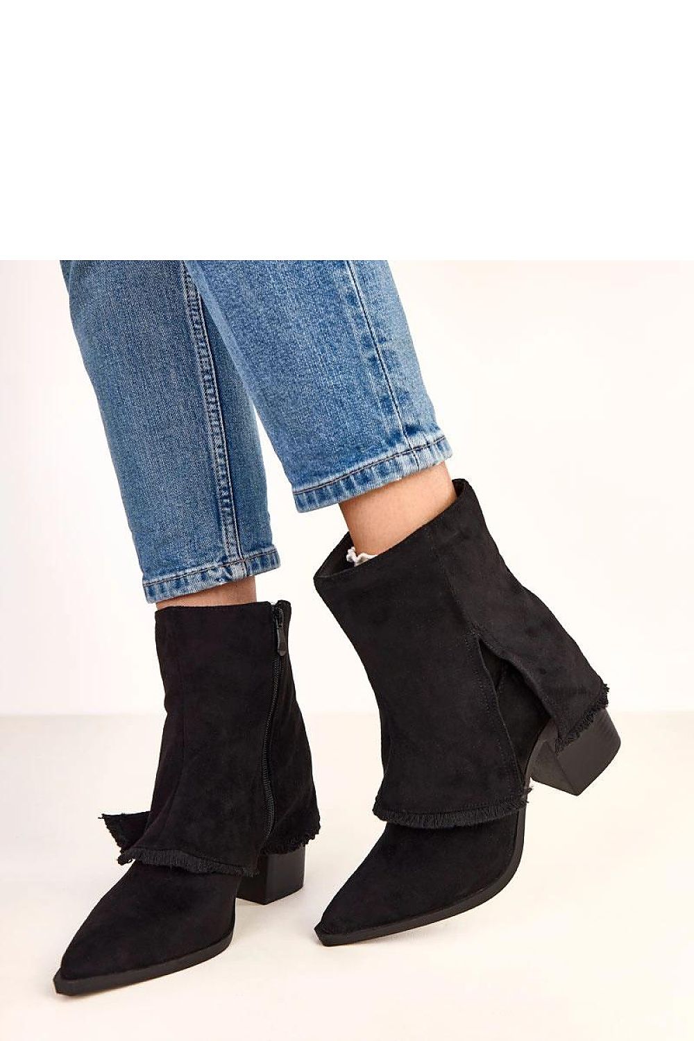  Botine cu toc model 220268 Solea 