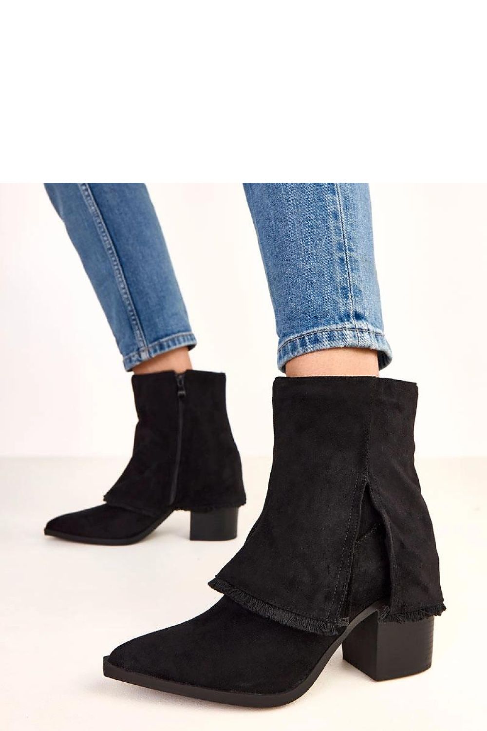  Botine cu toc model 220268 Solea 