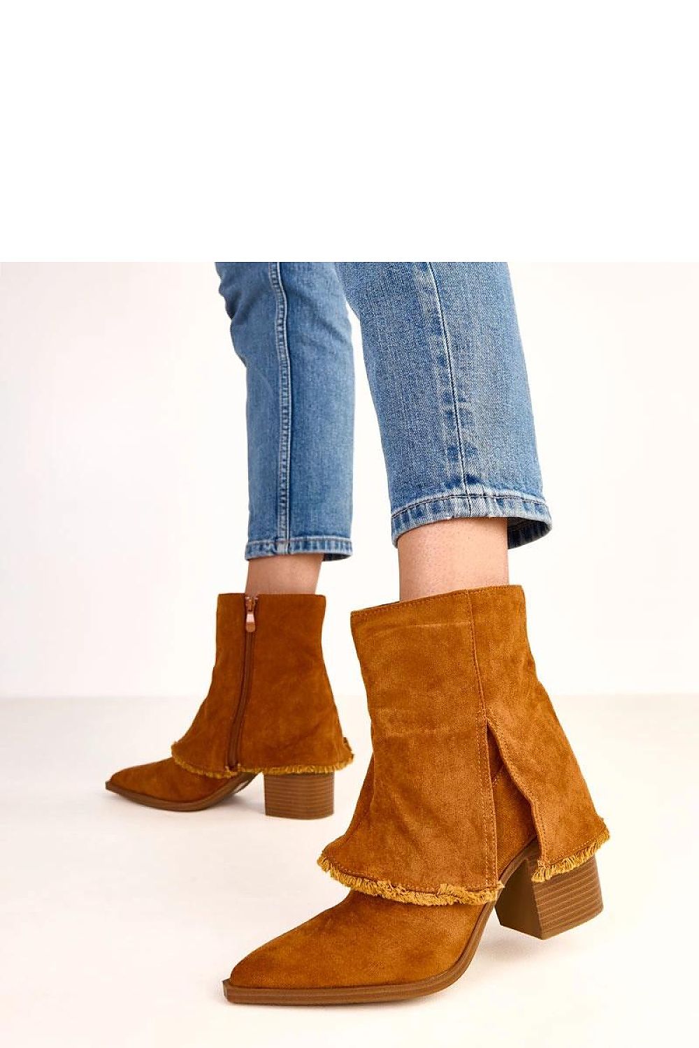  Botine cu toc model 220270 Solea 