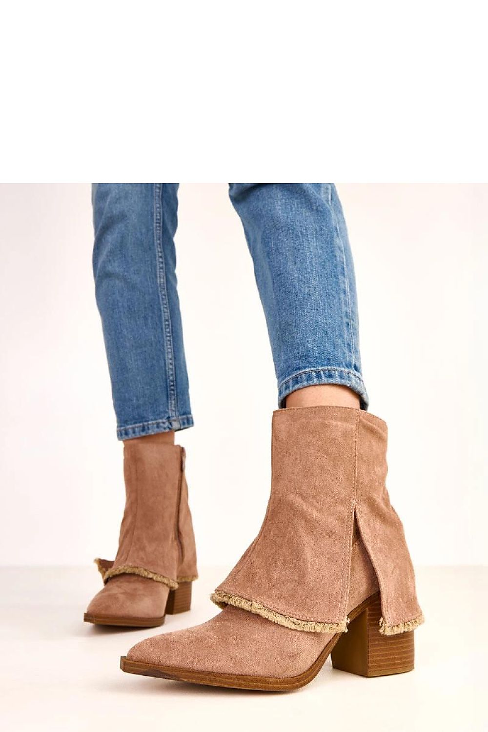  Botine cu toc model 220271 Solea 