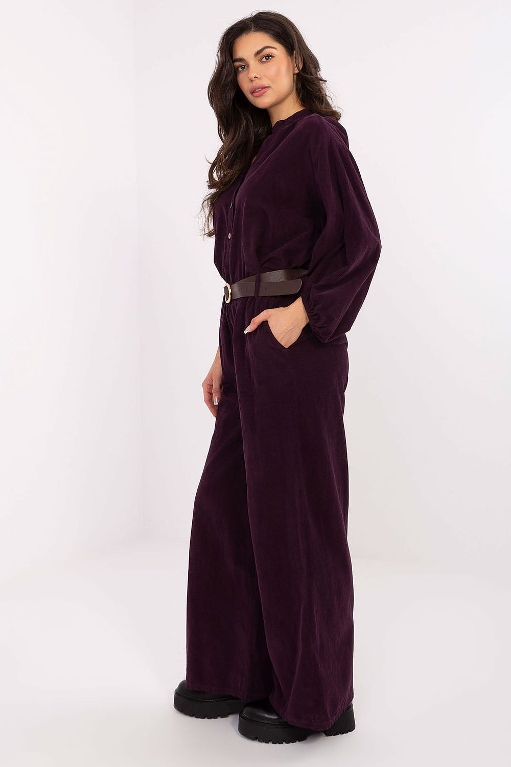  Pantaloni din catifea model 220285 Italy Moda 