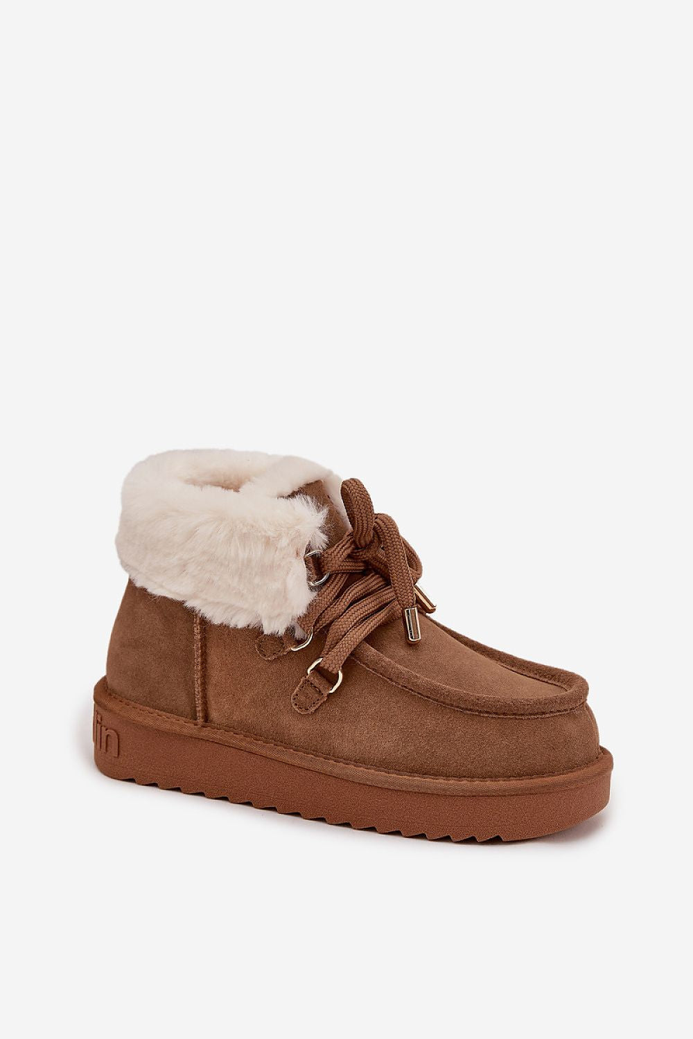  Moon boots model 220523 Step in style 