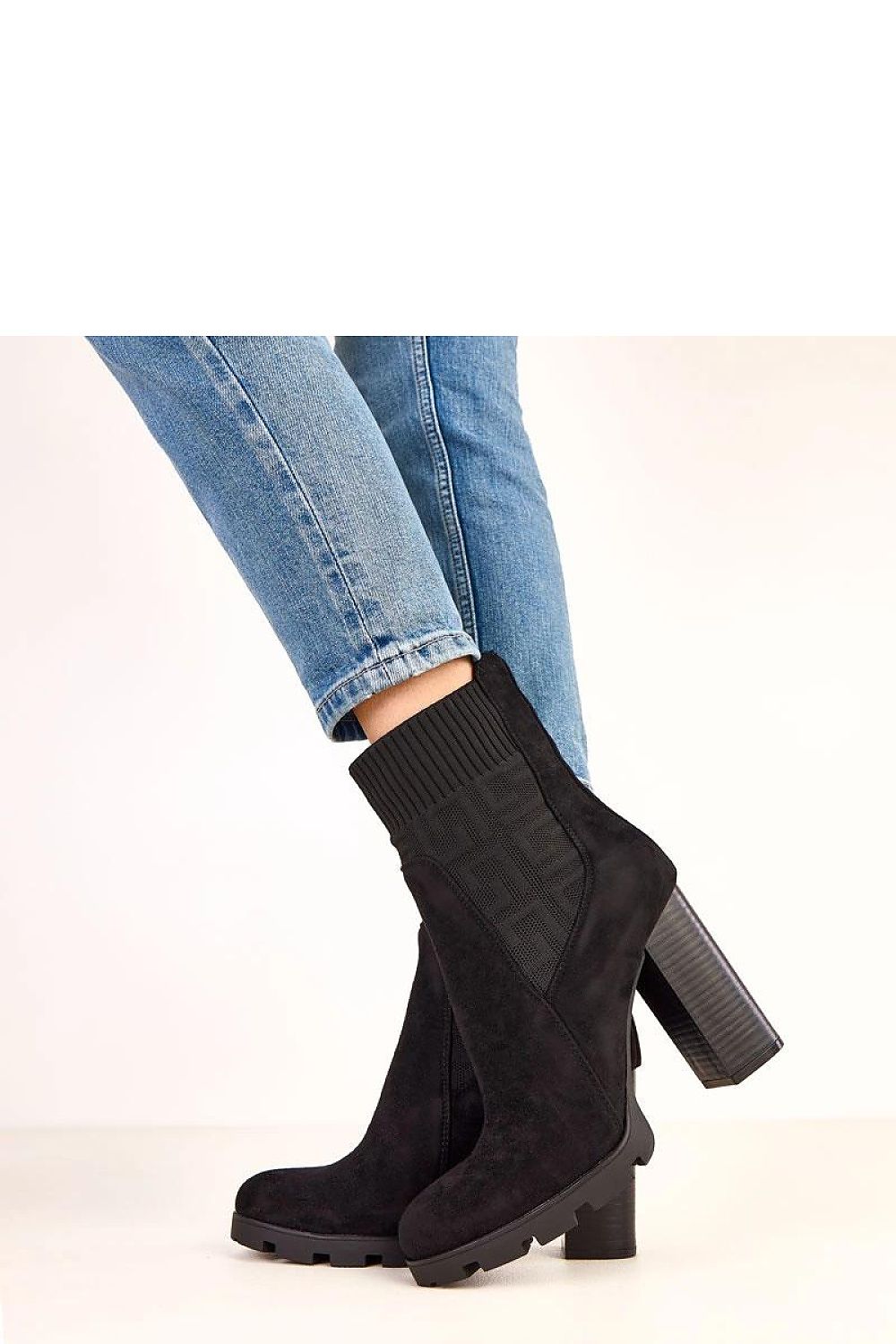  Botine cu toc model 220579 Solea 
