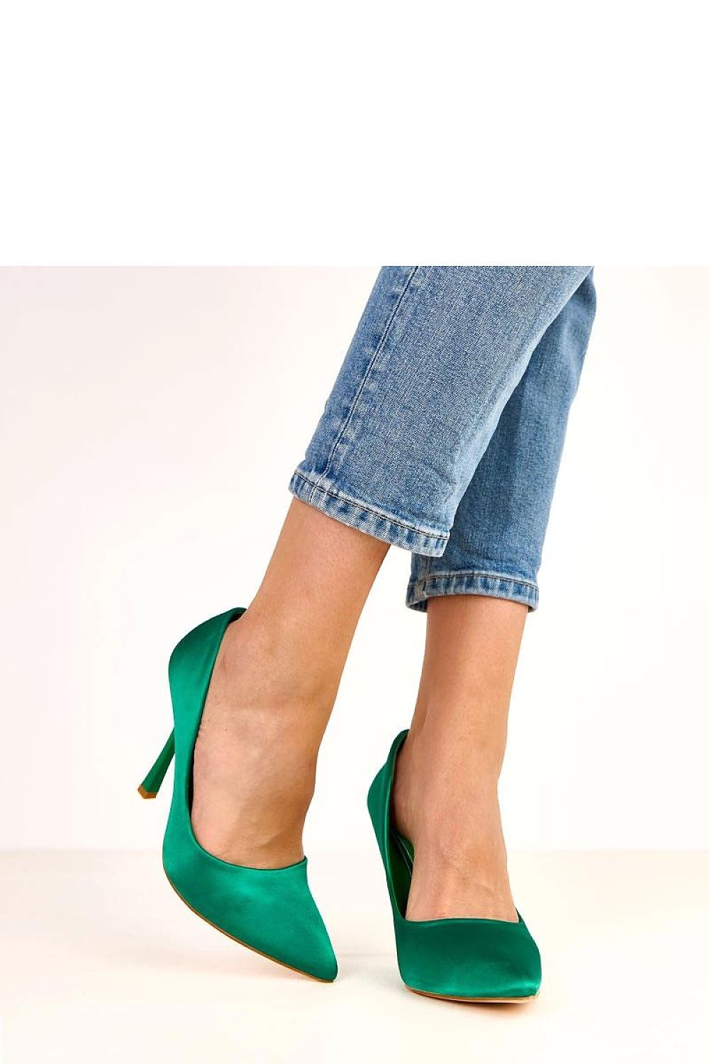  Pantofi cu toc subţire (stiletto) model 220603 Solea 