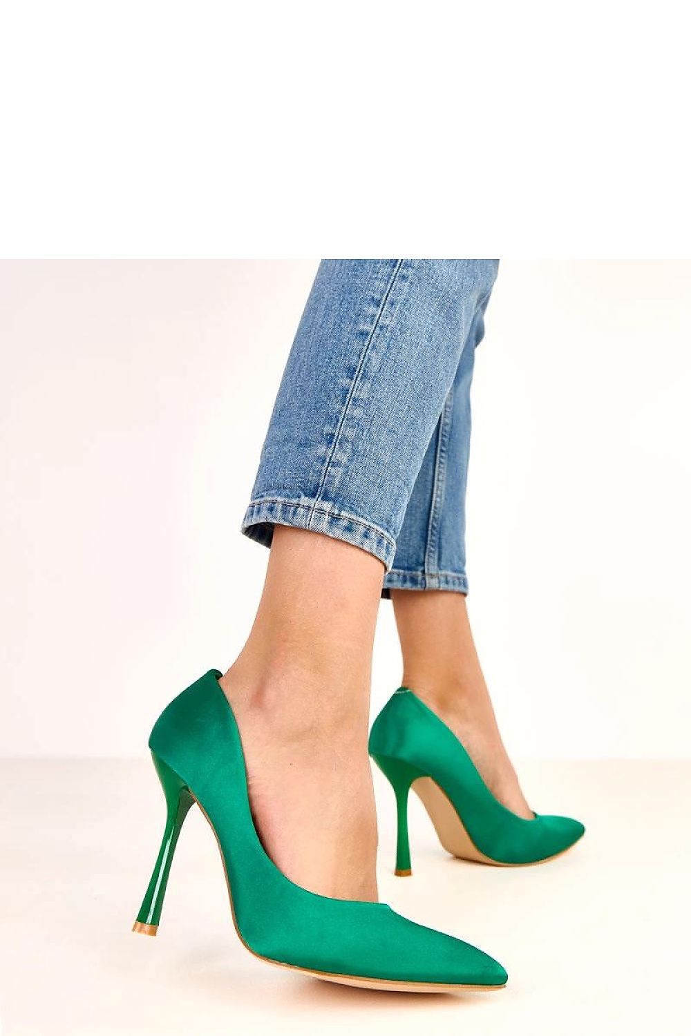  Pantofi cu toc subţire (stiletto) model 220603 Solea 