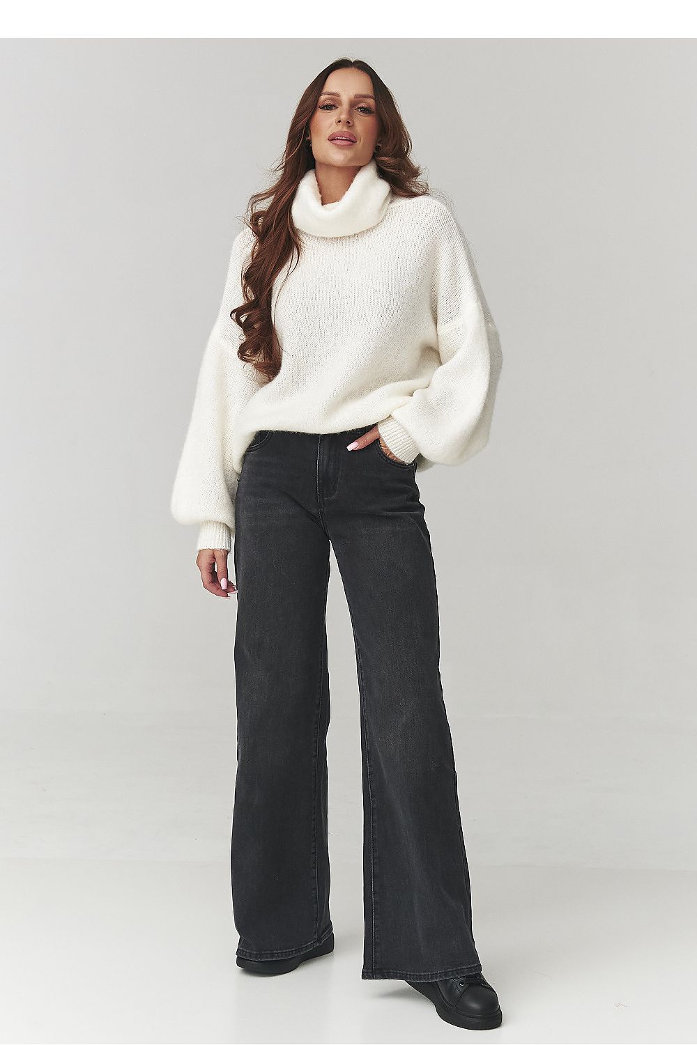  Jeanşi model 220800 Makadamia 