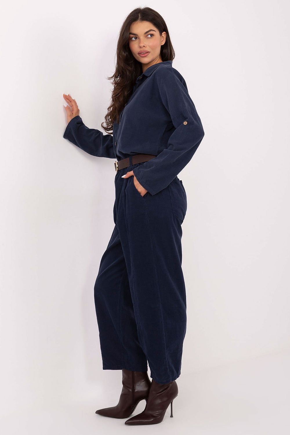  Pantaloni din catifea model 220818 Italy Moda 