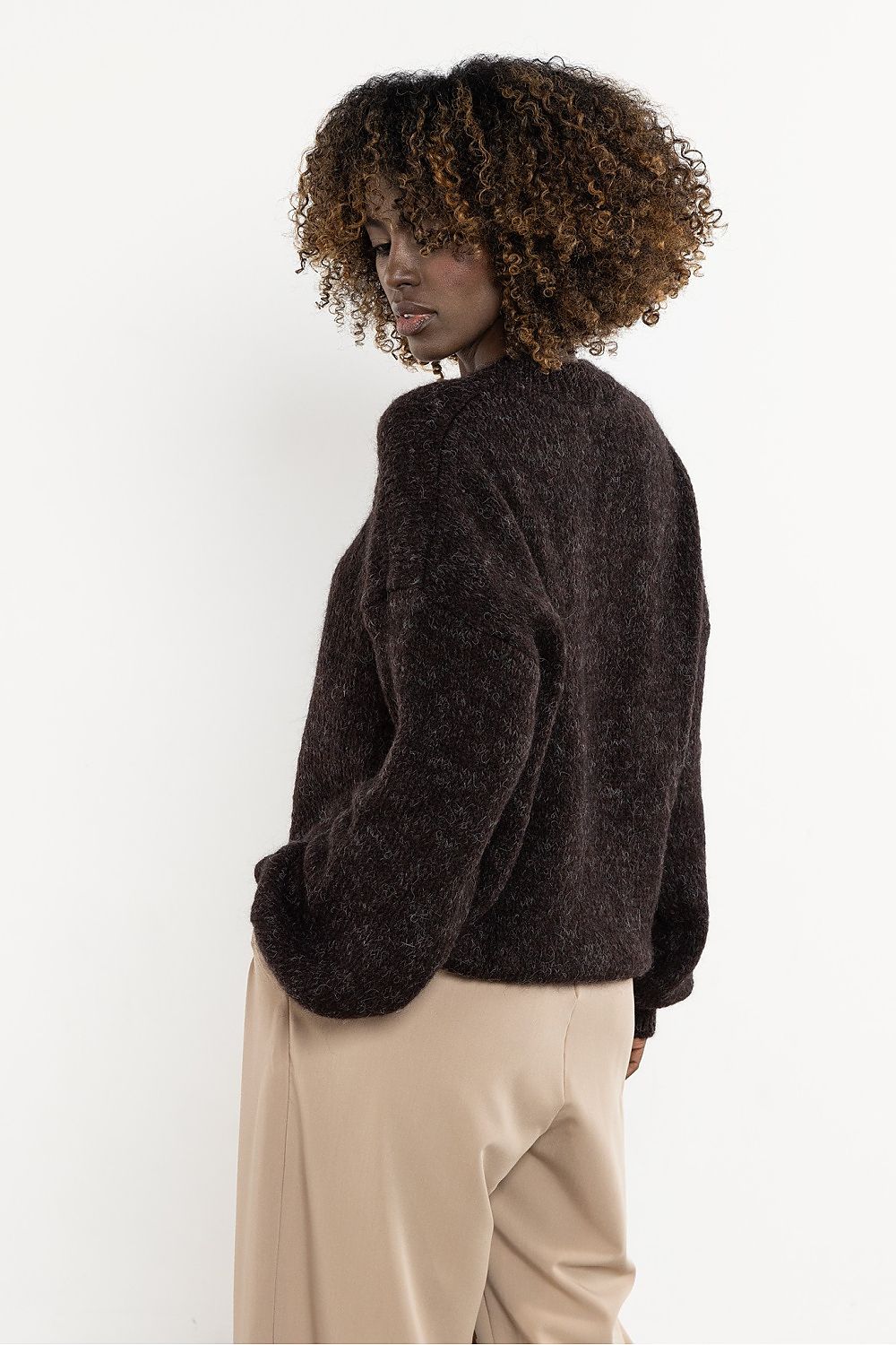  Pulover model 220850 awama 