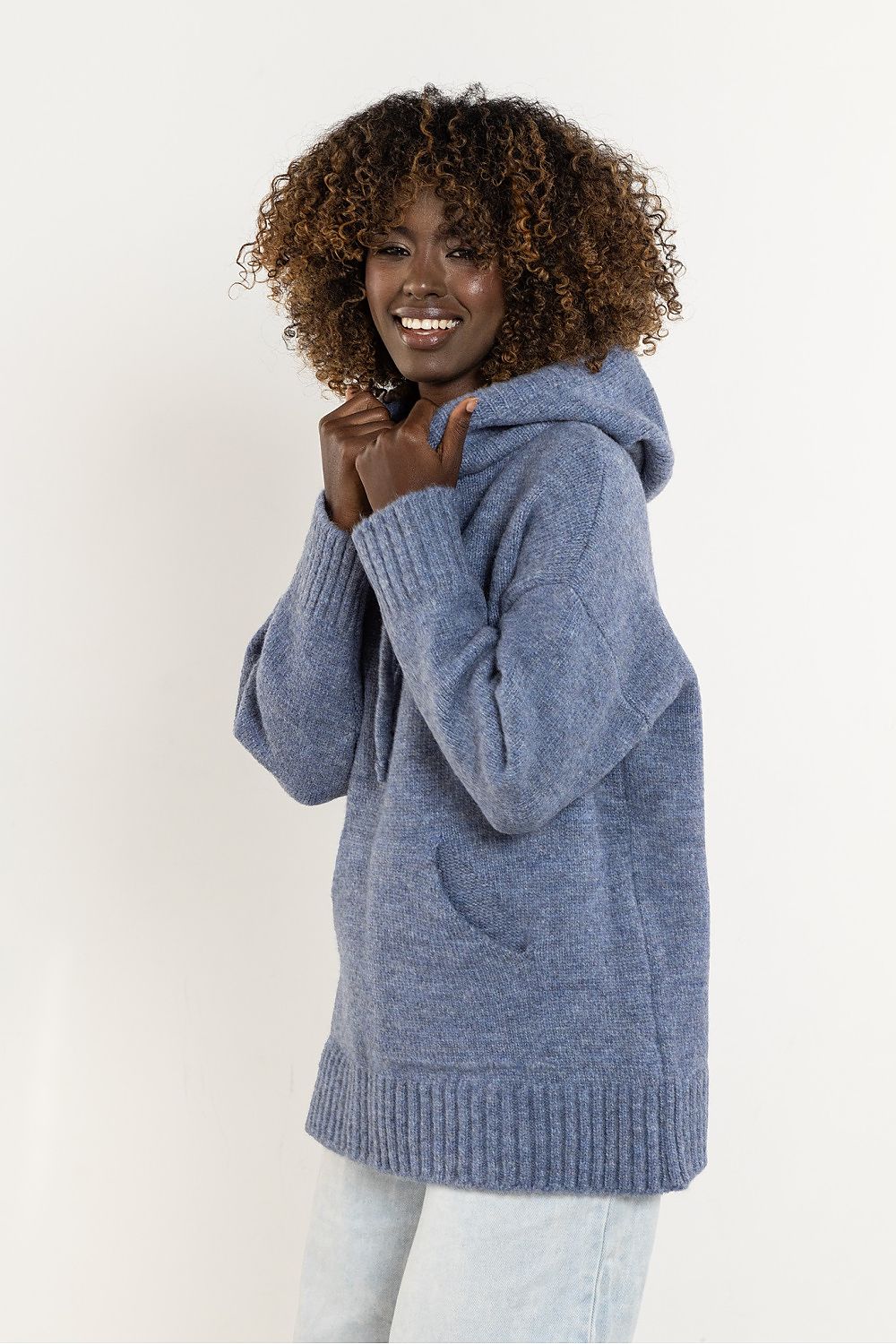  Pulover model 220858 awama 