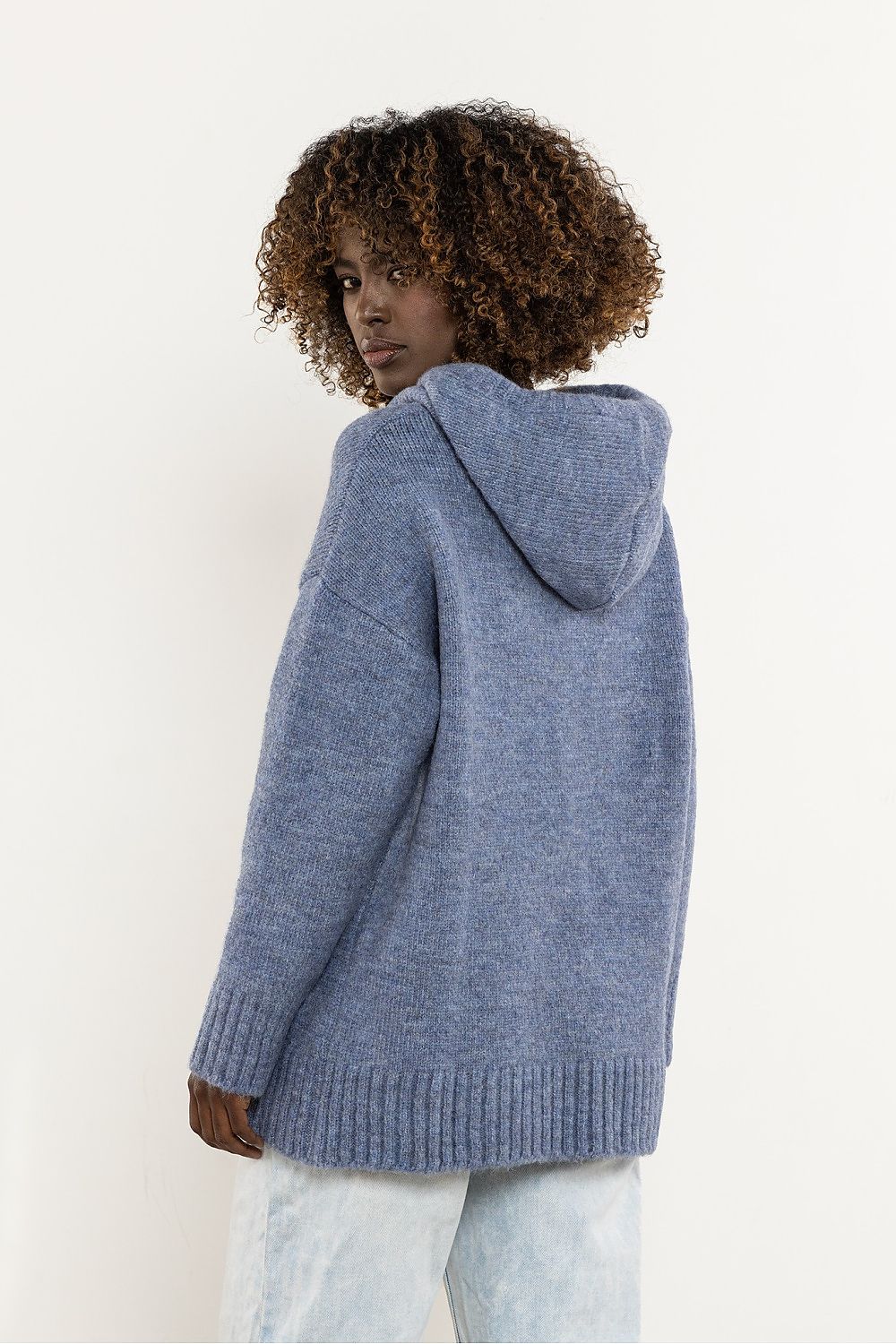  Pulover model 220858 awama 