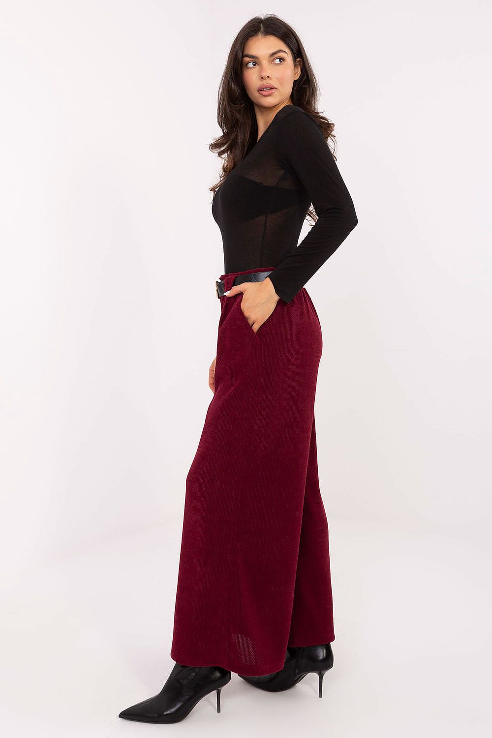  Pantaloni din catifea model 220876 Rue Paris 