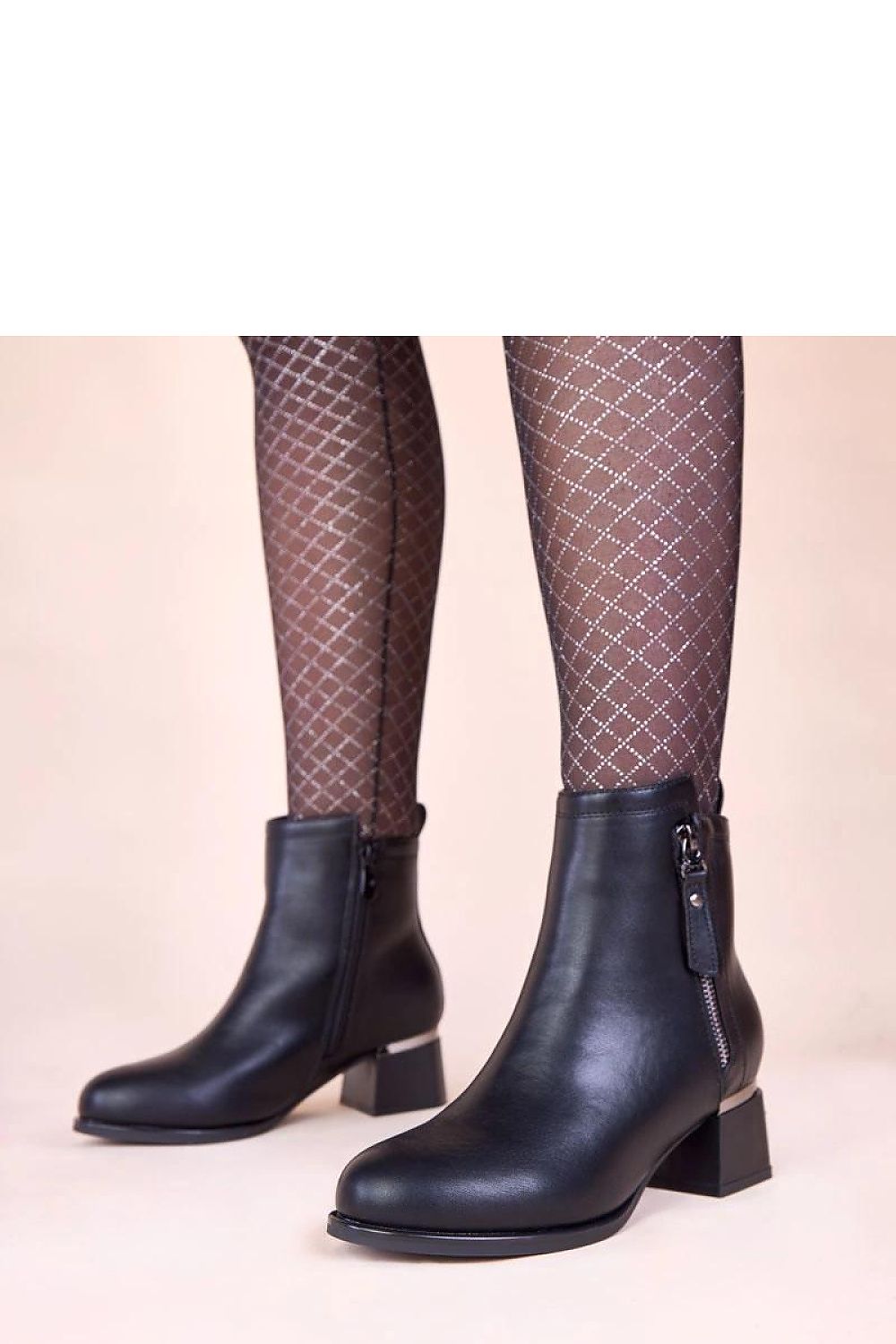  Botine cu toc model 221016 Solea 
