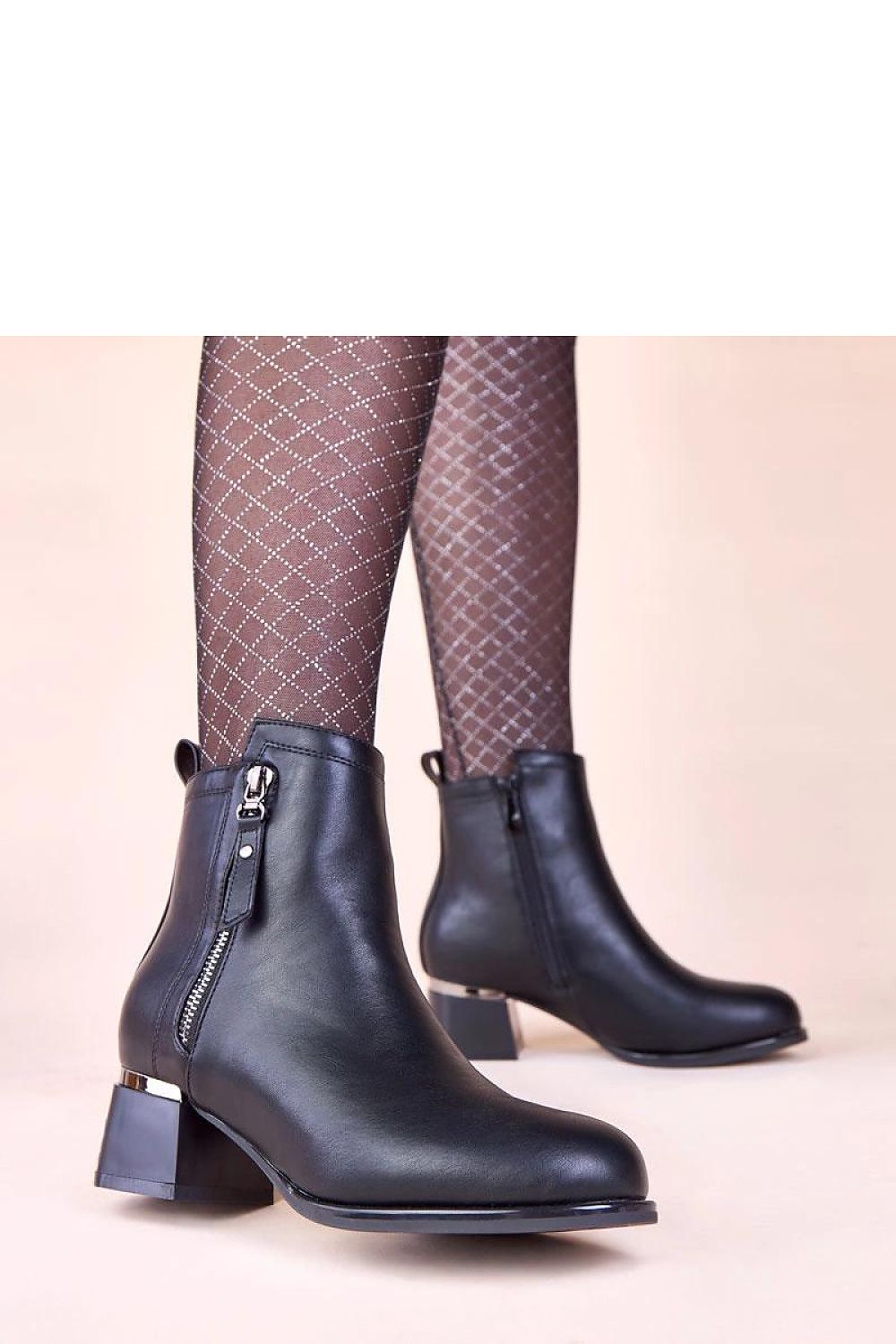  Botine cu toc model 221016 Solea 