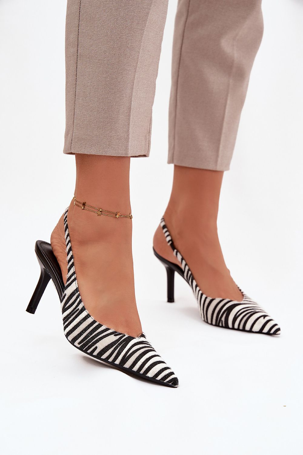  Pantofi cu toc subţire (stiletto) model 221164 Step in style 