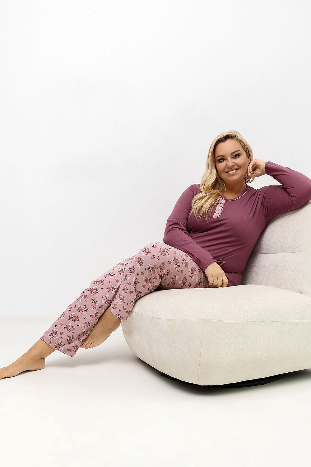  Pijamale Plus Size model 221191 Forever Pink 