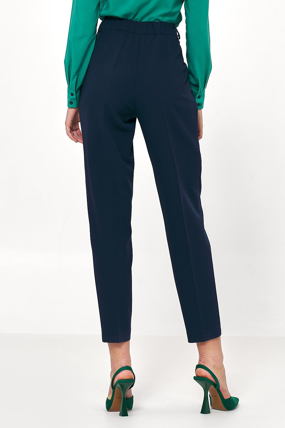  Pantaloni de damă model 221220 Nife 
