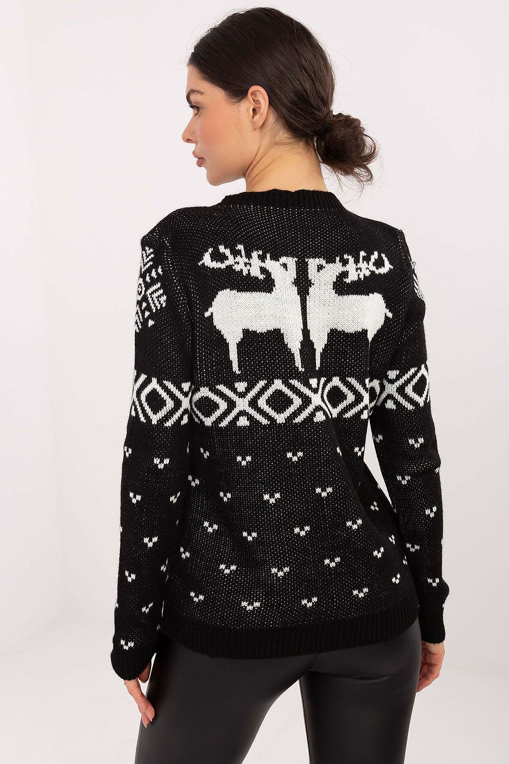  Pulover model 221969 Italy Moda 