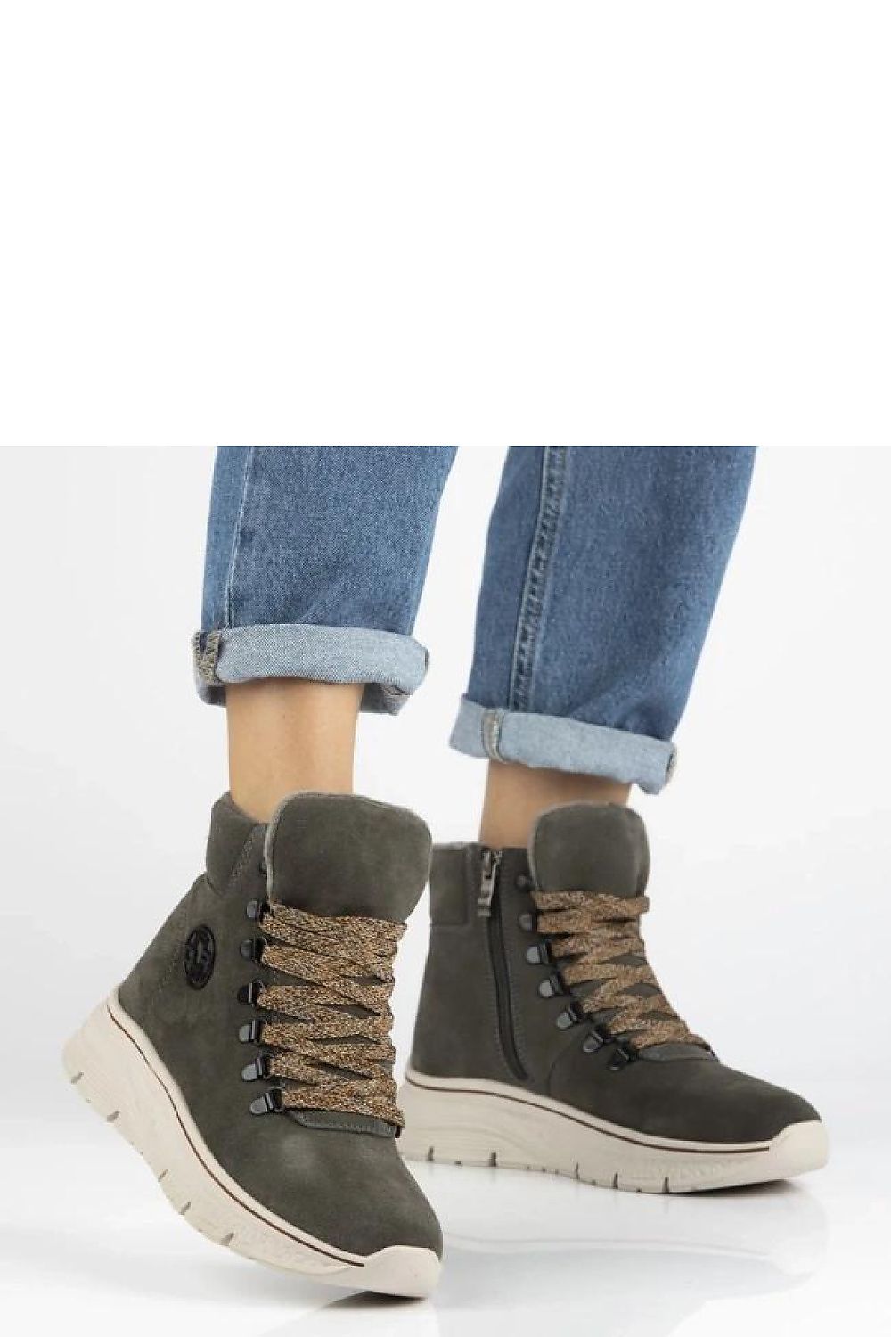  Botine cu platformă model 222012 Solea 