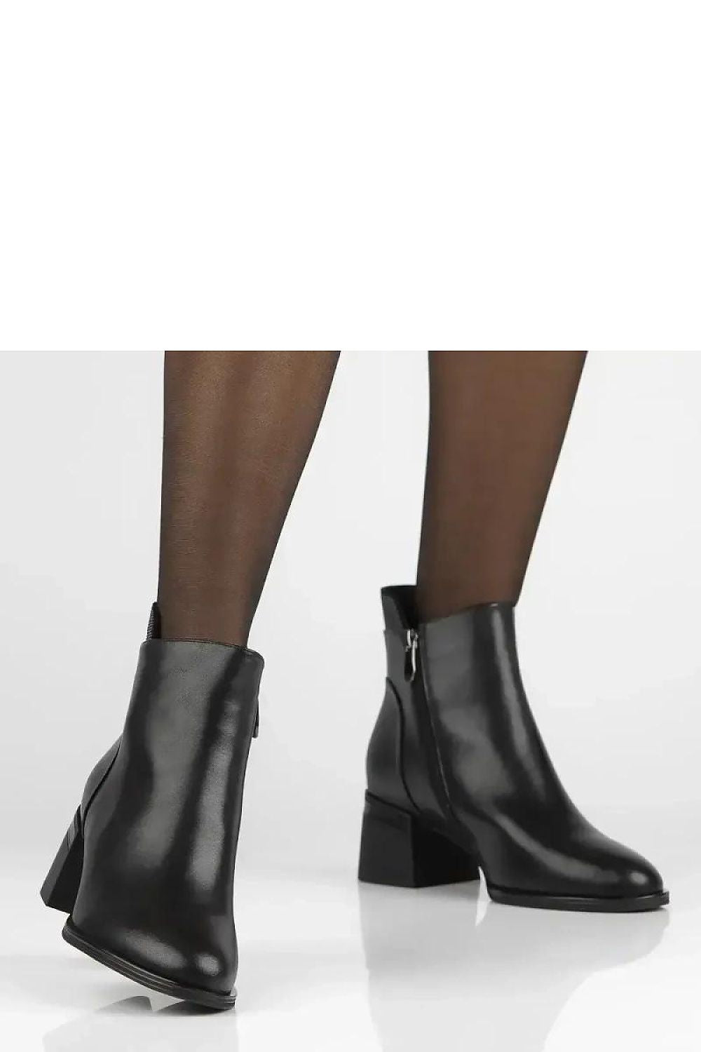  Botine cu toc model 222014 Solea 