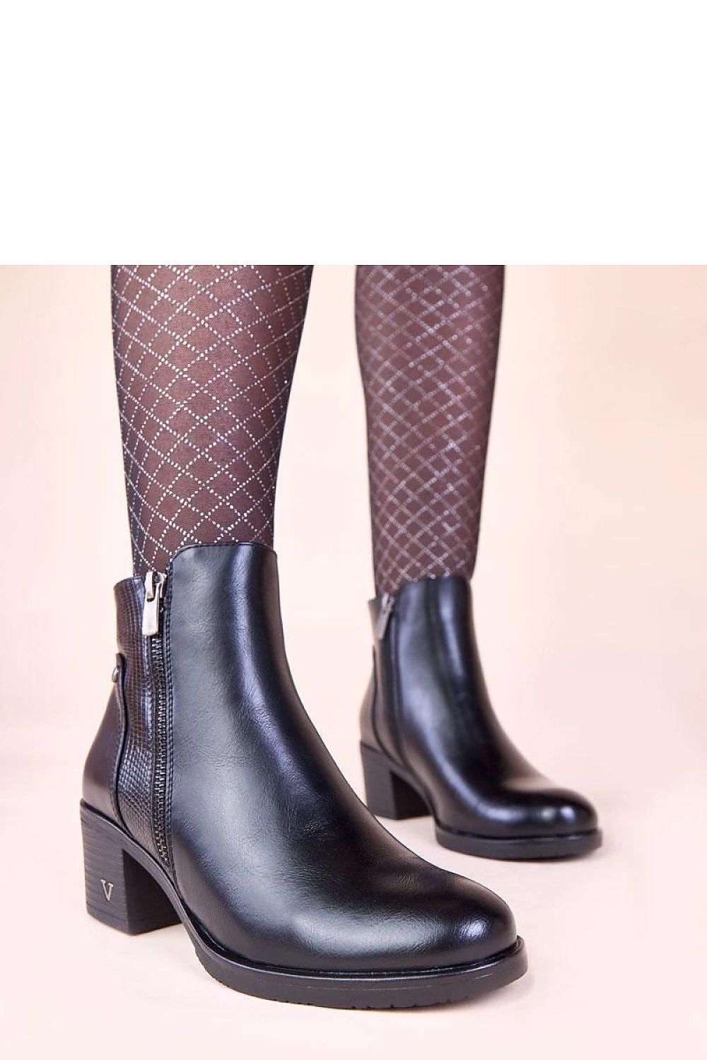  Botine cu toc model 222057 Solea 